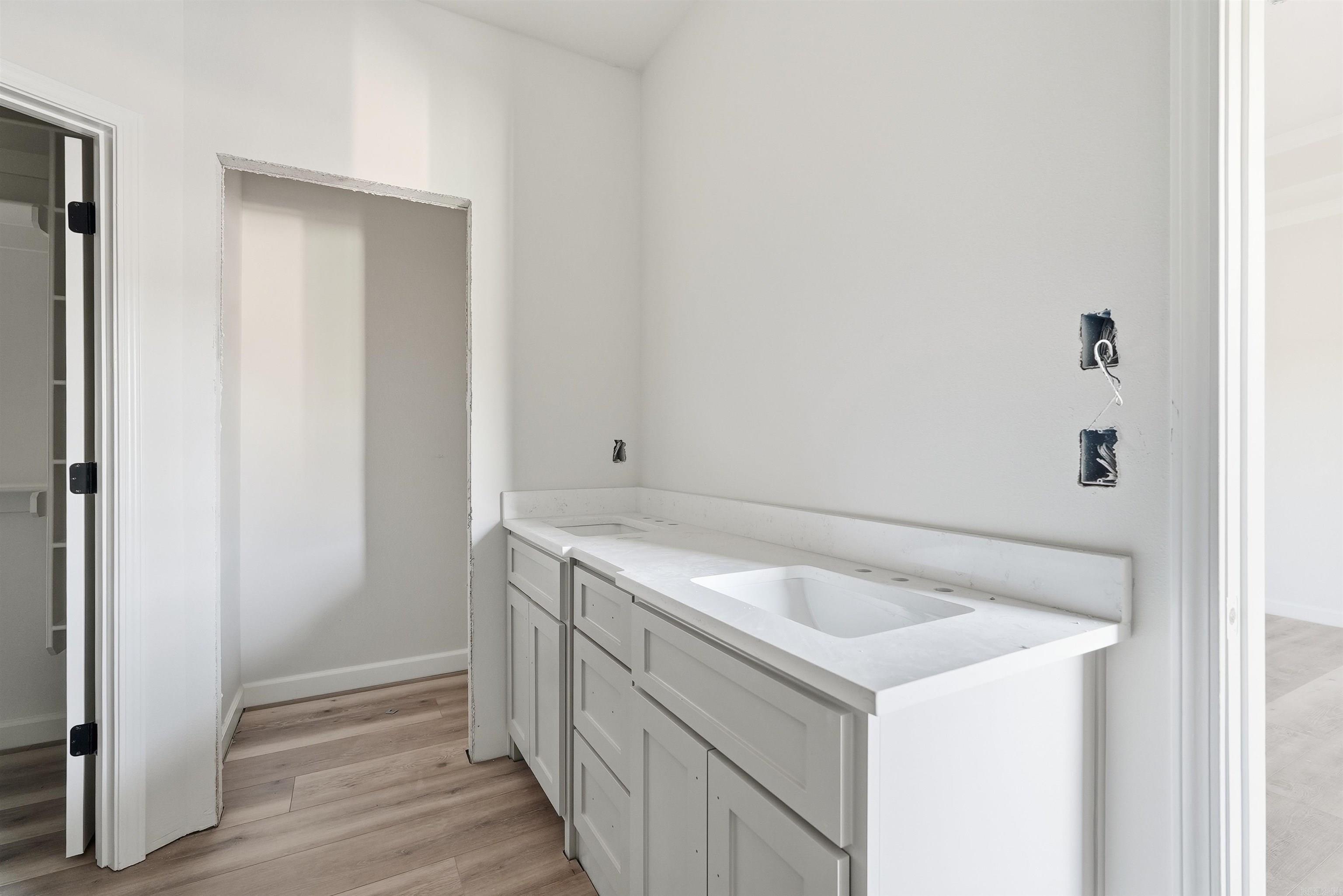 Parkwood Meadows - Residential