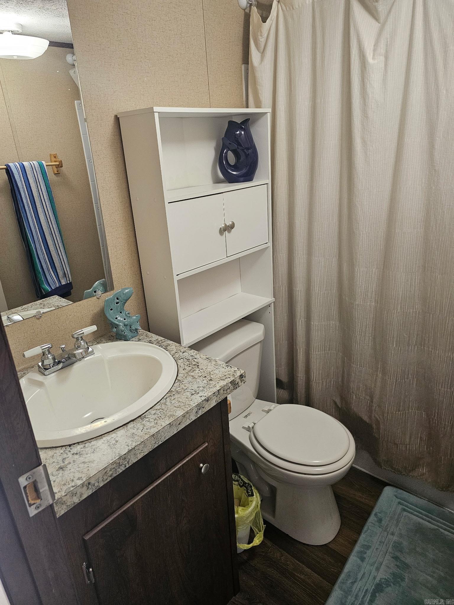 LAKESHORE - TODD DAVIS - Residential