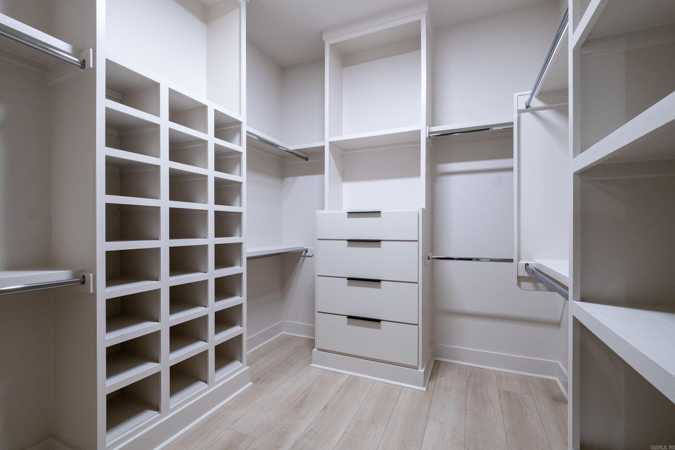 WOODLANDS PARK SUB - Residential