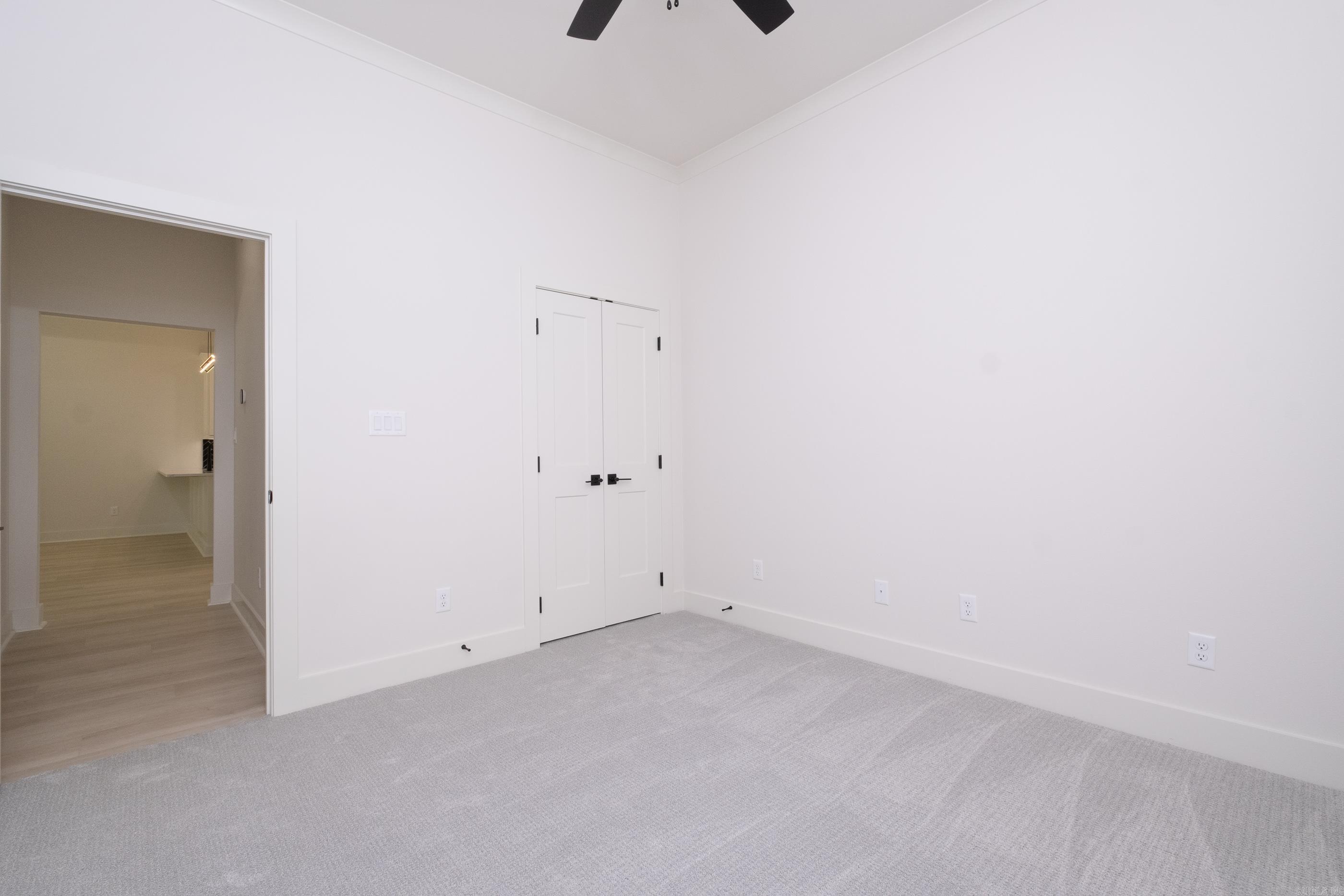 WOODLANDS PARK SUB - Residential