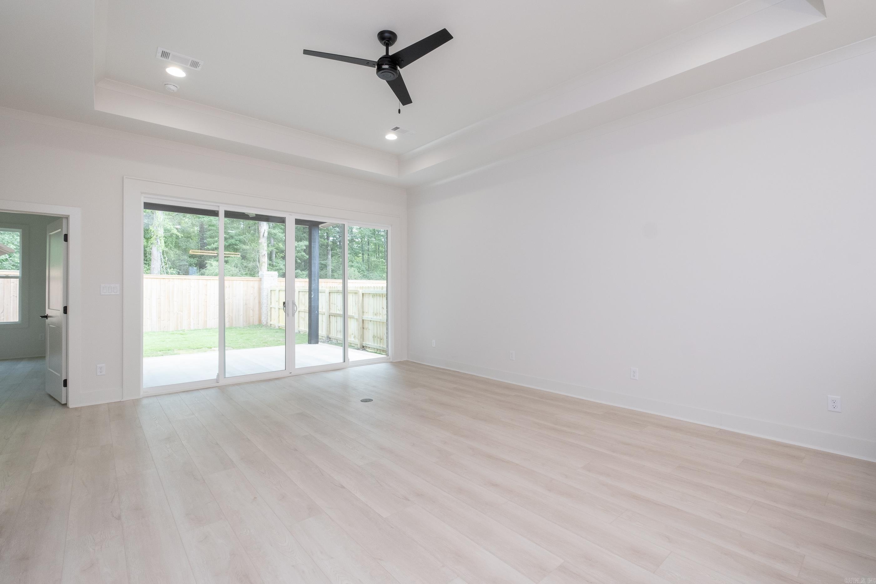 WOODLANDS PARK SUB - Residential