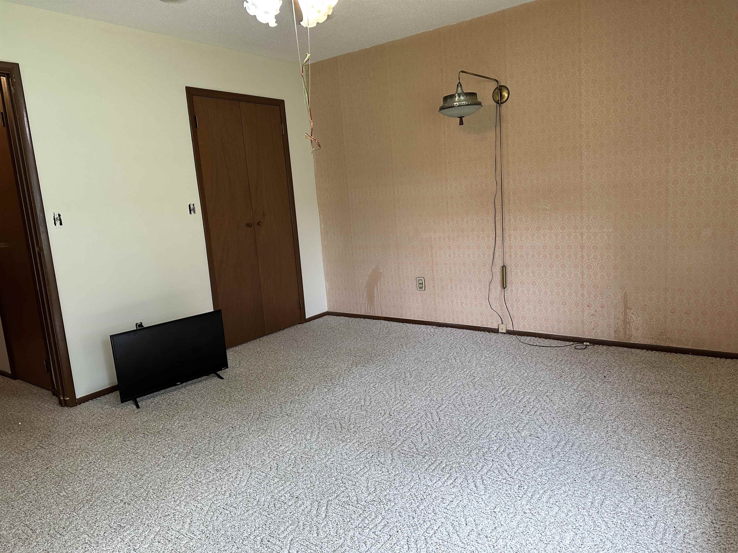 Briarwood East Condos - Residential