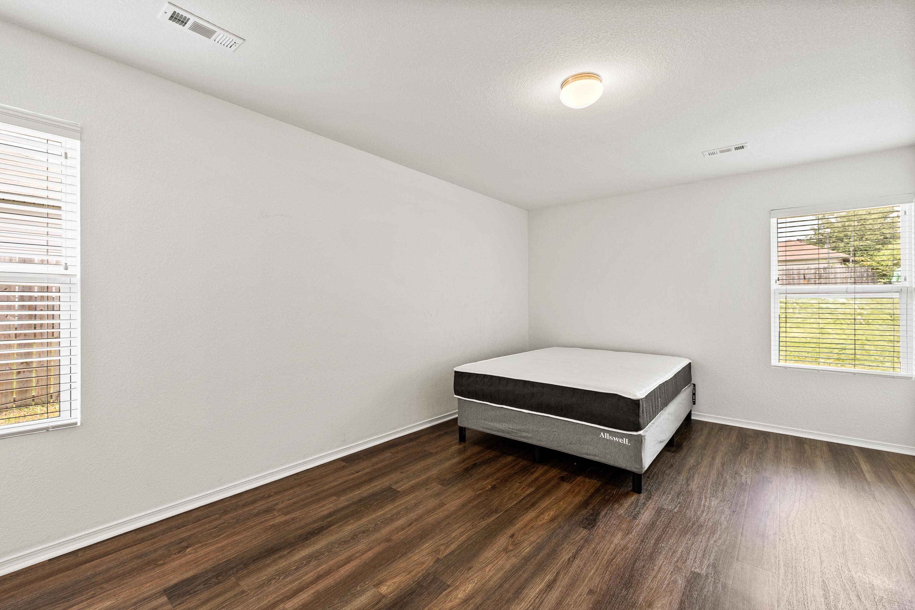 AUBURN HILLS - Residential