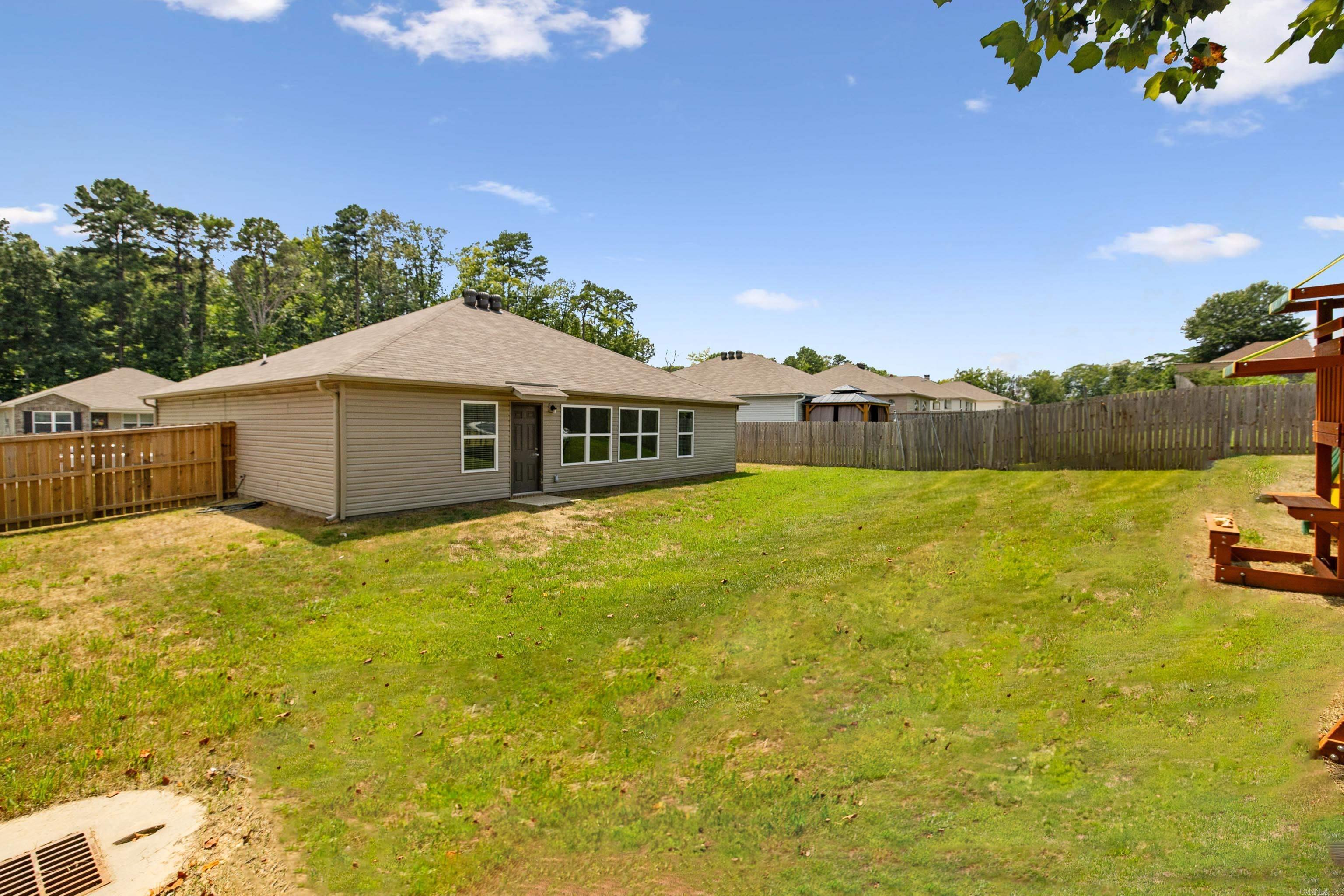 AUBURN HILLS - Residential