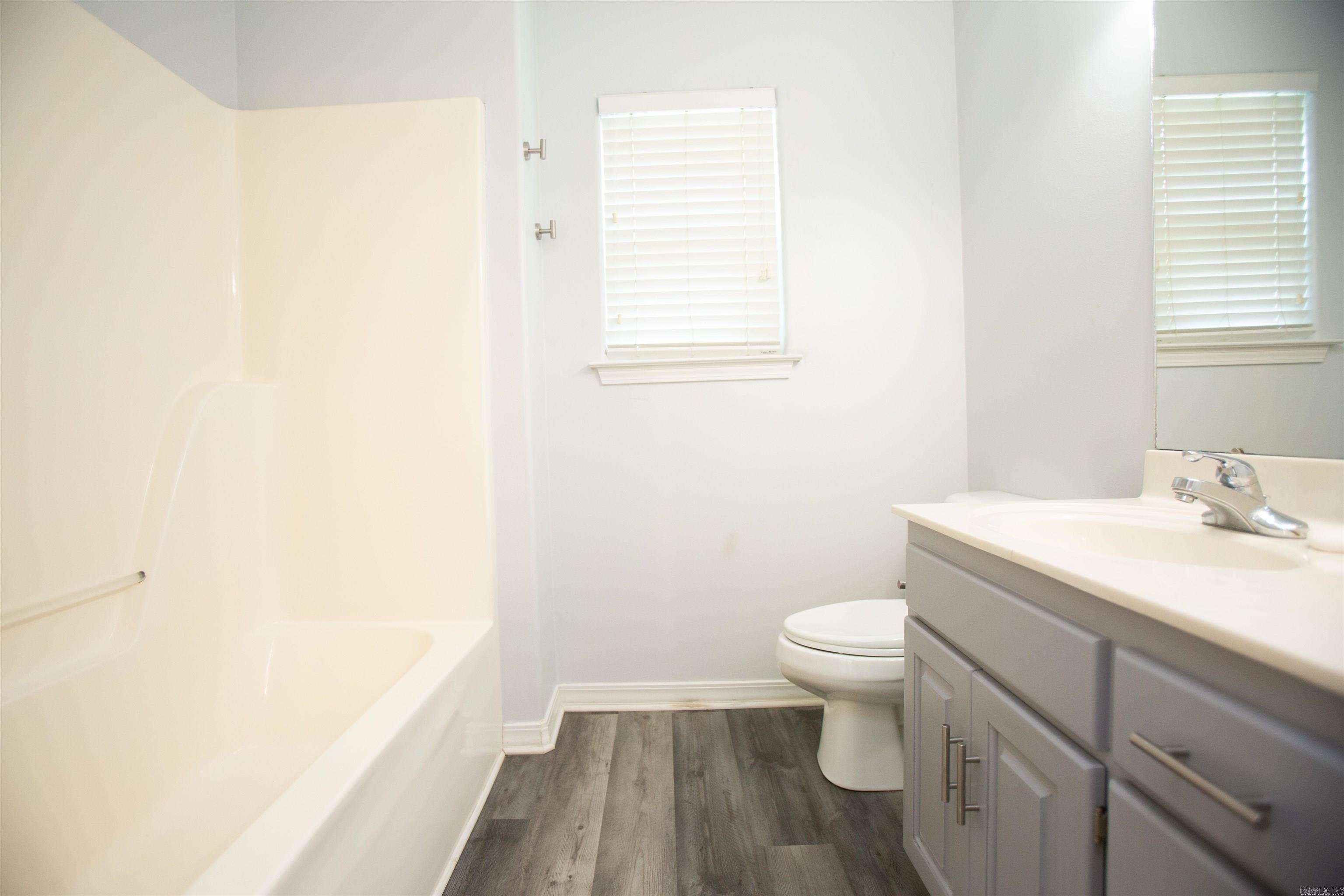 Lone Oak Acres - Residential Lease