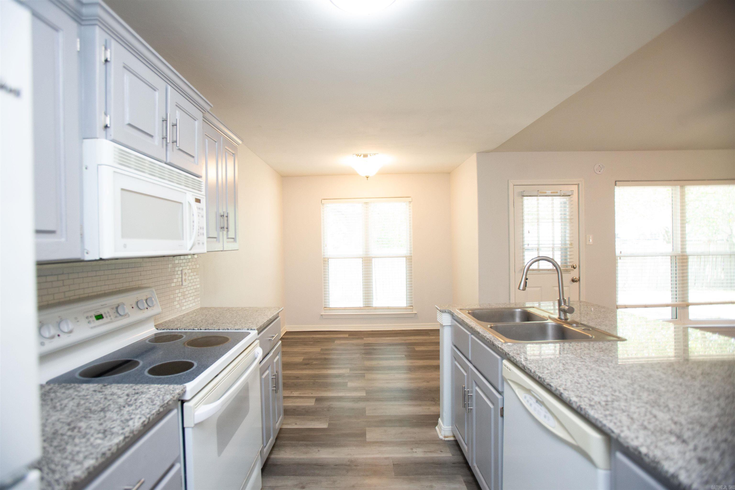 Lone Oak Acres - Residential Lease