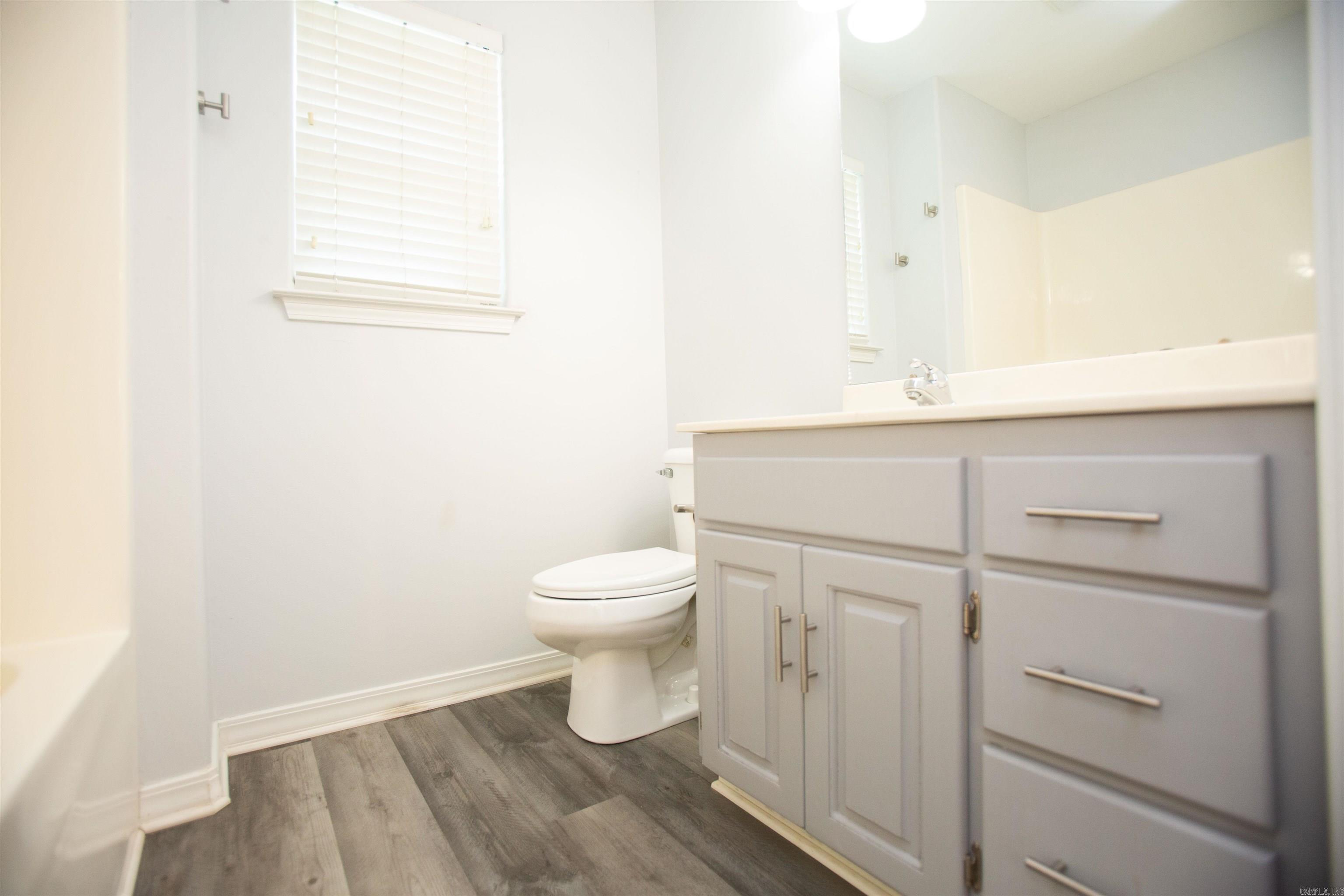 Lone Oak Acres - Residential Lease