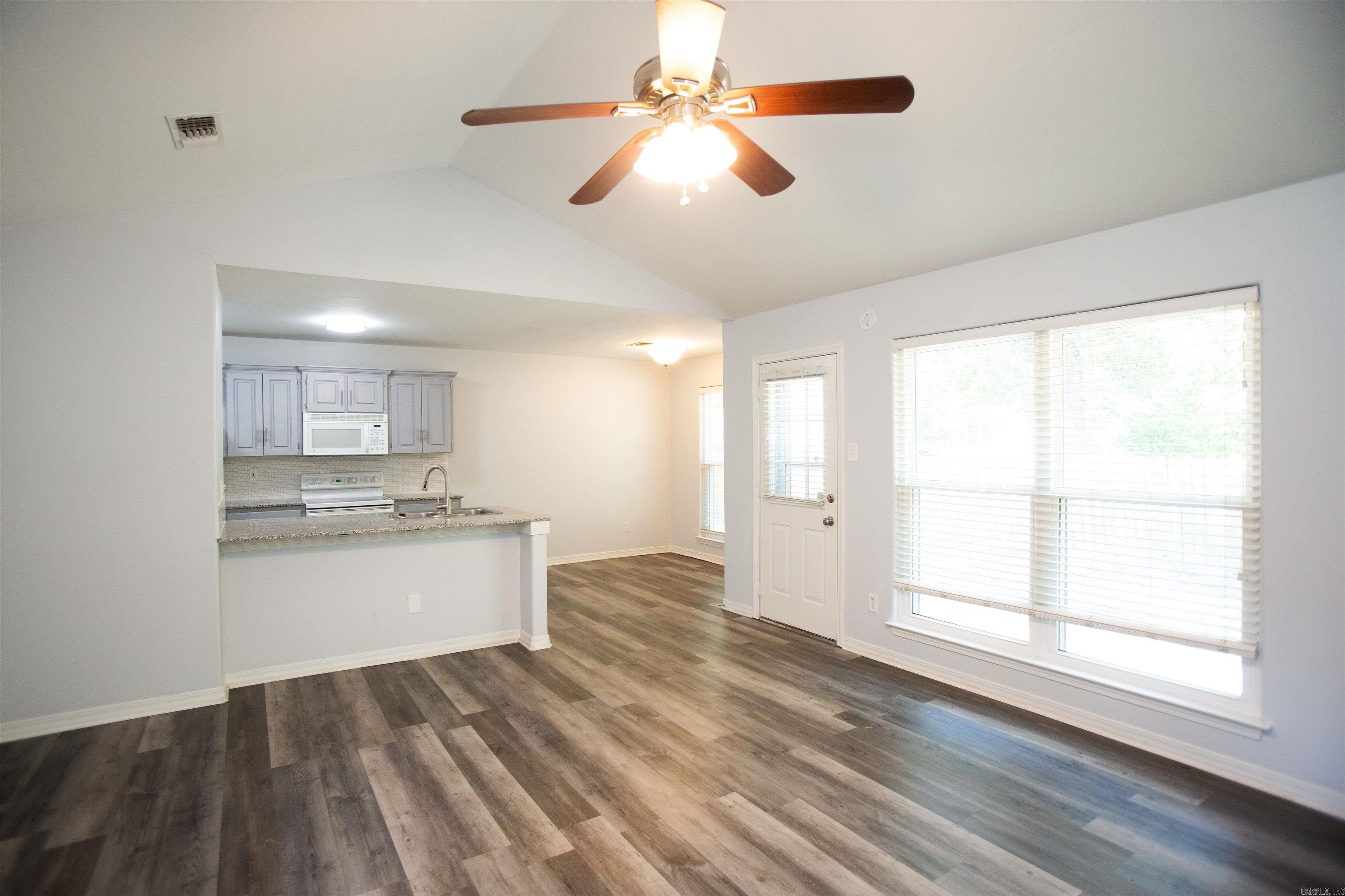 Lone Oak Acres - Residential Lease