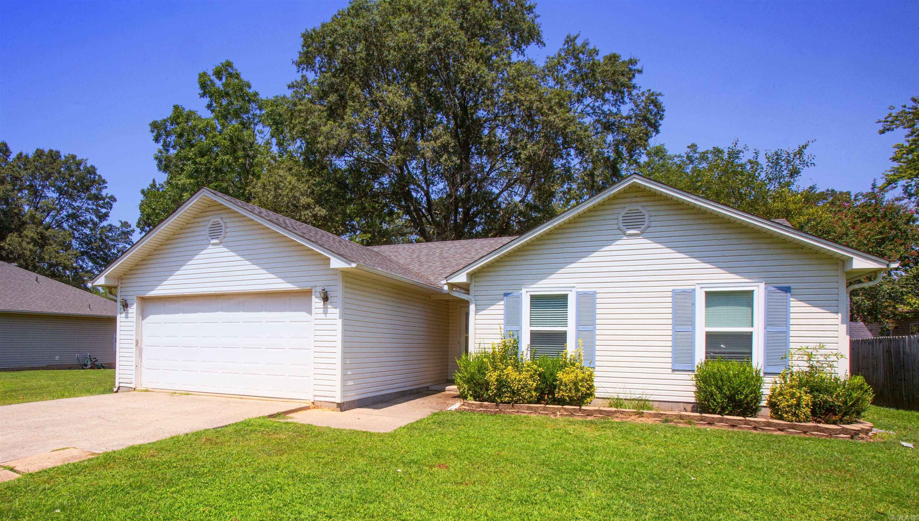 Lone Oak Acres - Residential Lease