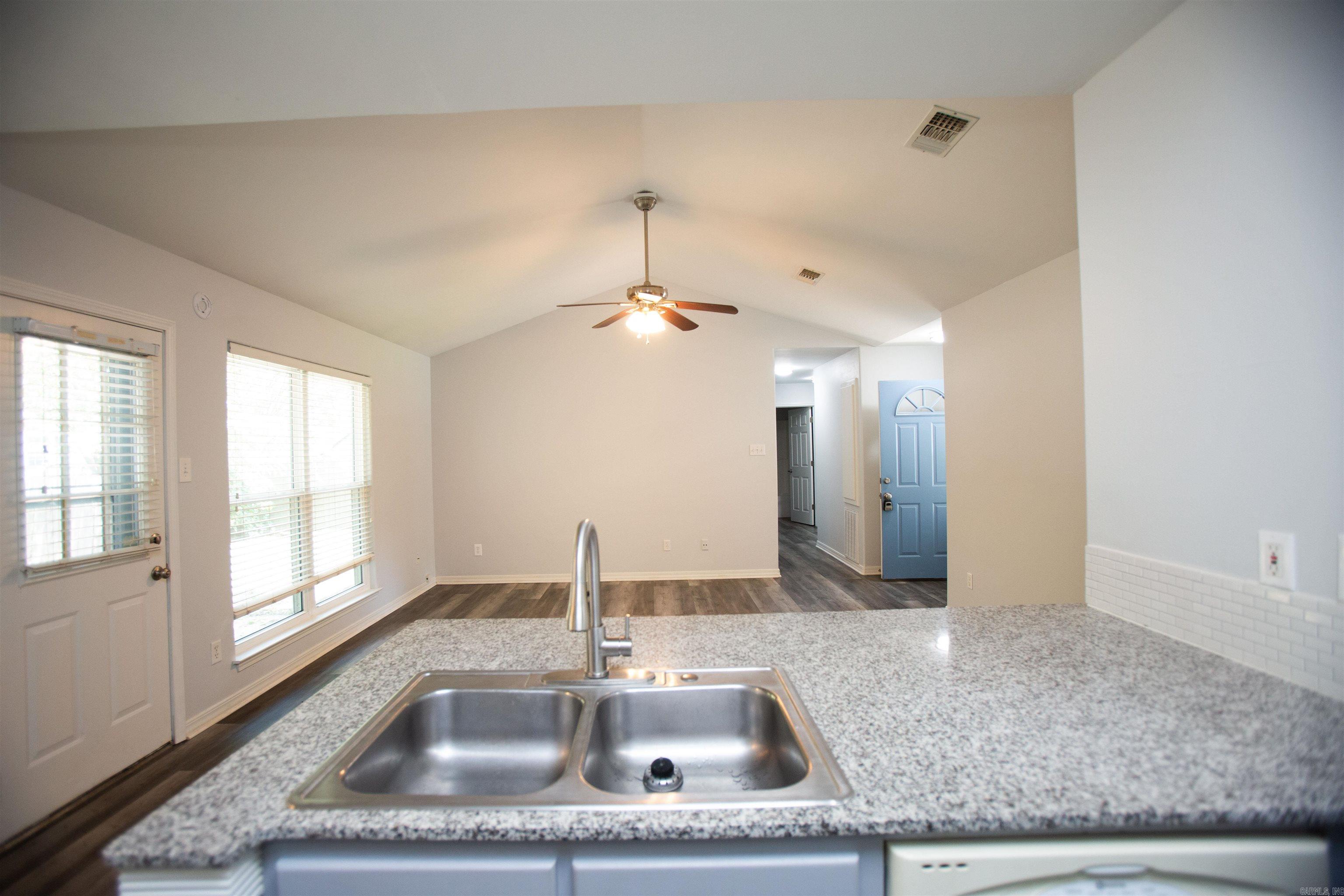 Lone Oak Acres - Residential Lease