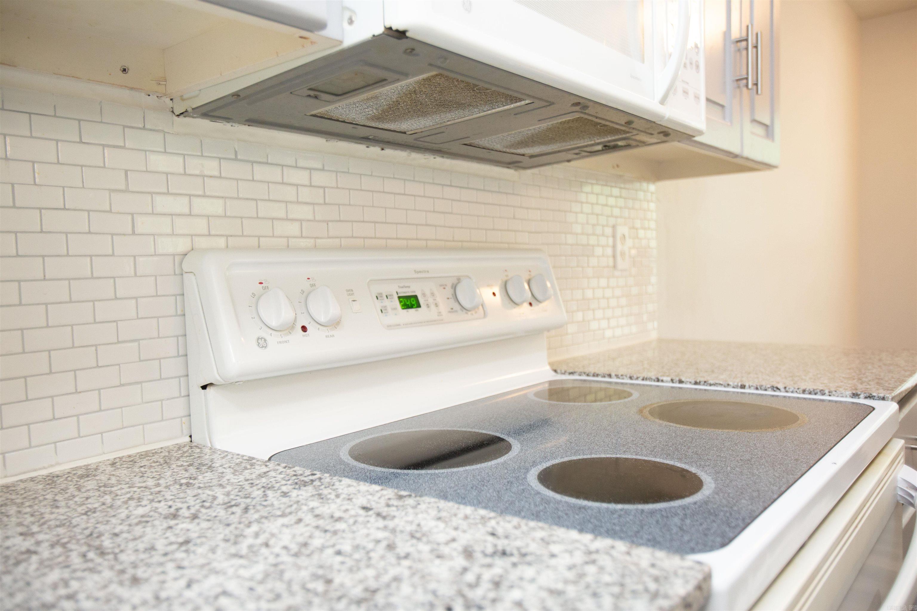 Lone Oak Acres - Residential Lease