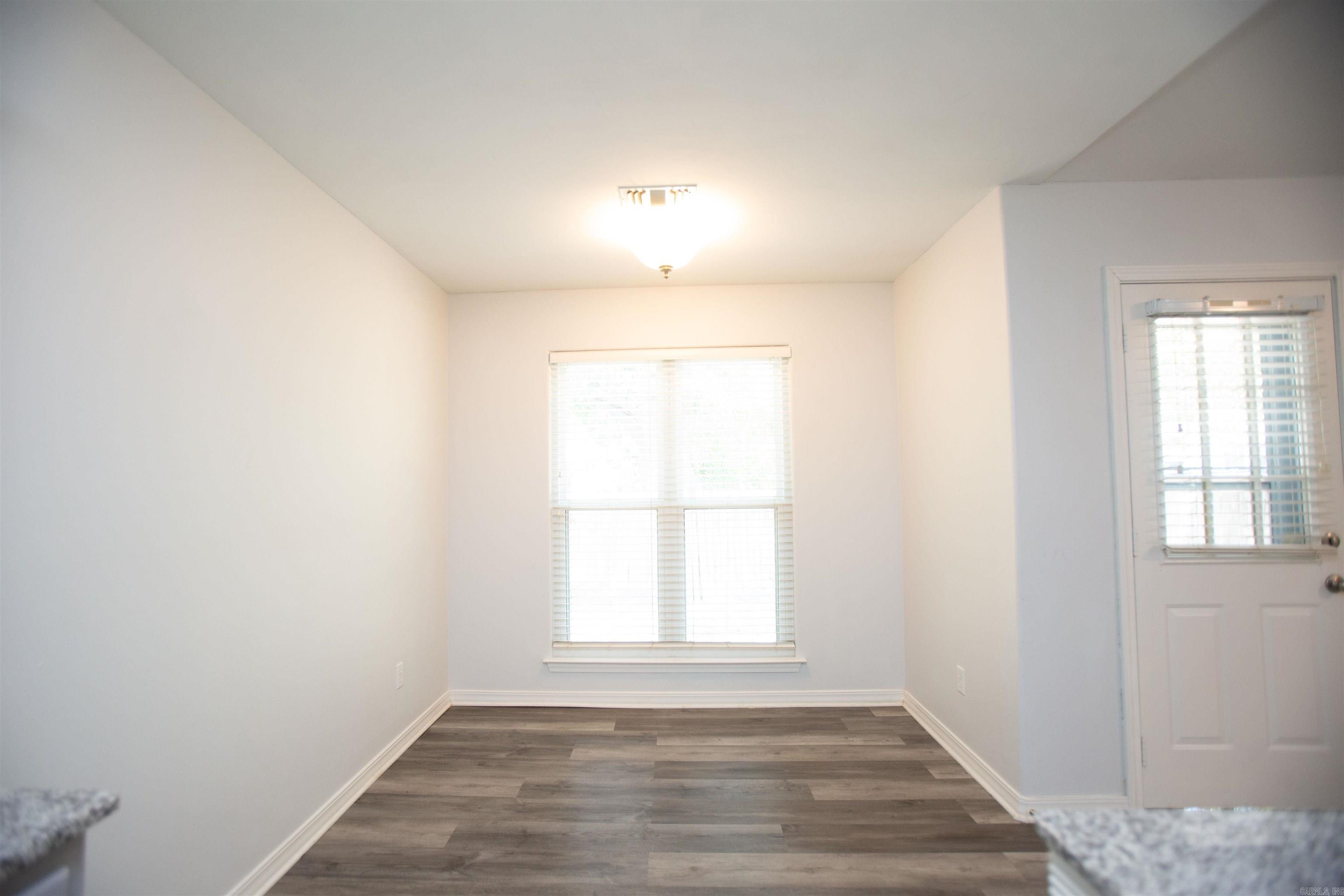 Lone Oak Acres - Residential Lease