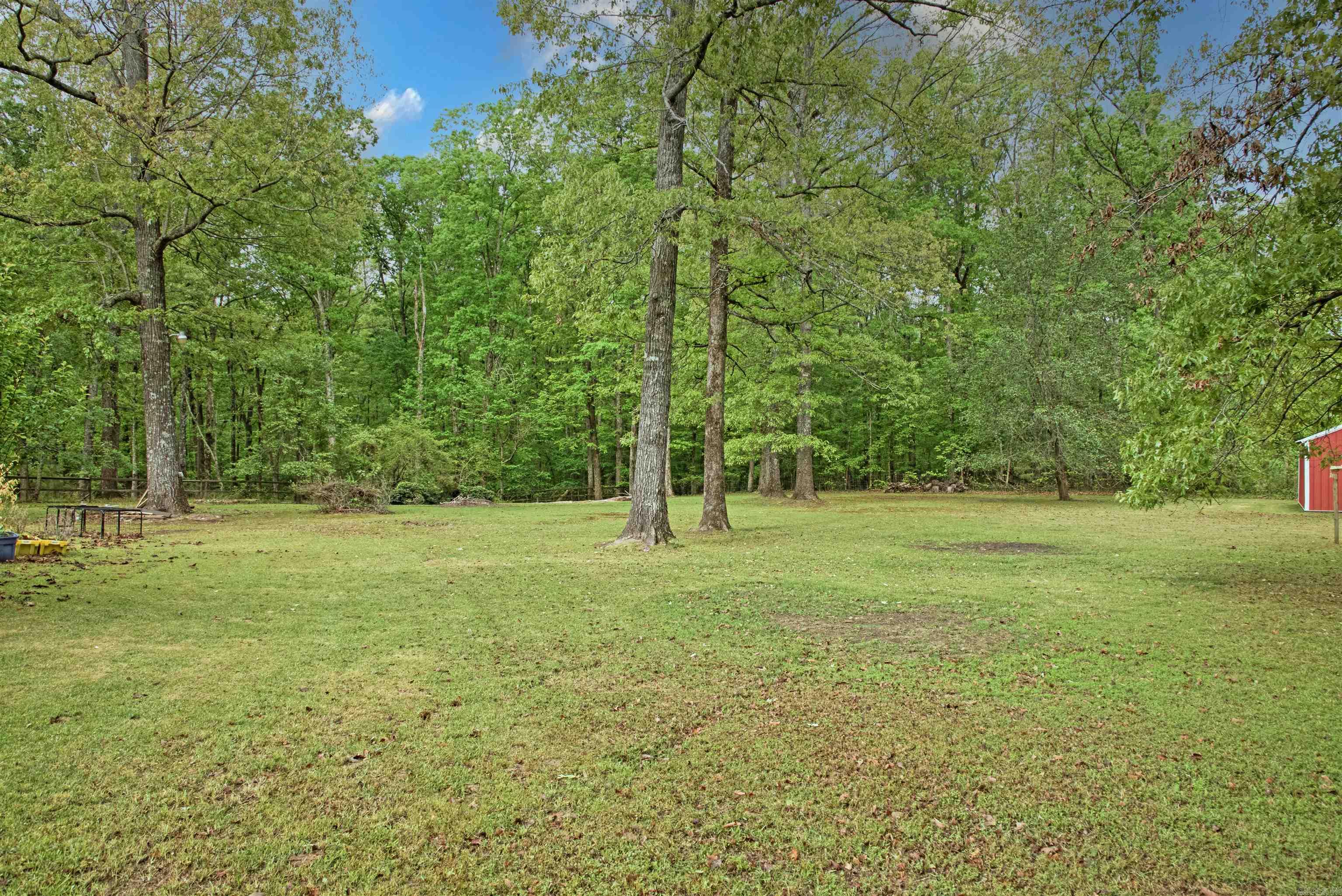 COUNTRY VILLAGE ESTATES - Residential