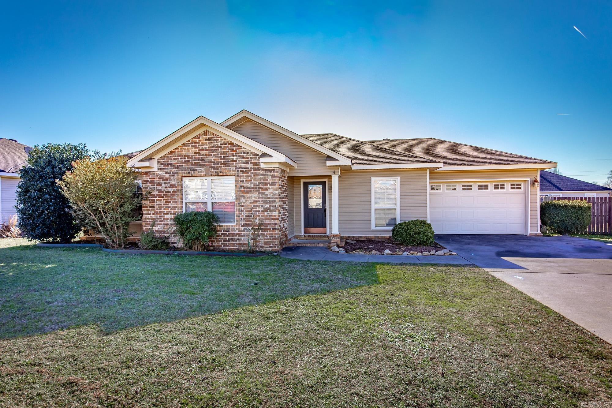 TWIN LAKES PLANNED - Residential