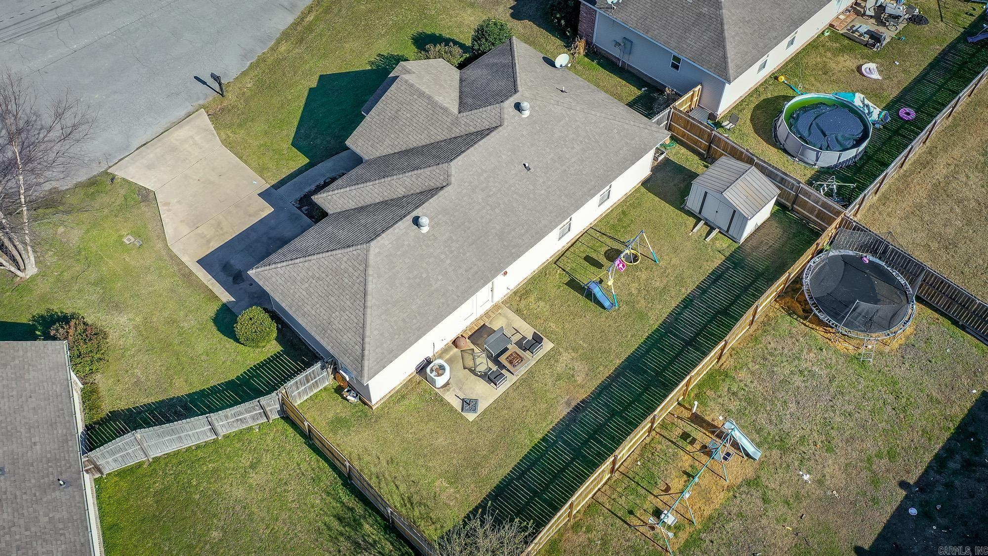 TWIN LAKES PLANNED - Residential