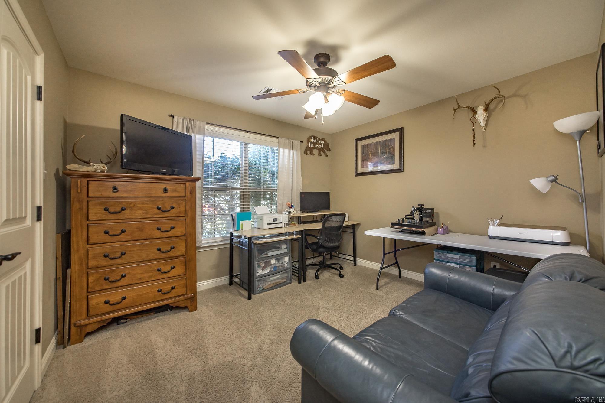 TWIN LAKES PLANNED - Residential