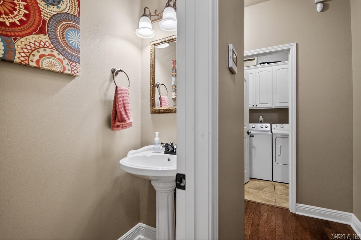 MILLERS CROSSING - Residential