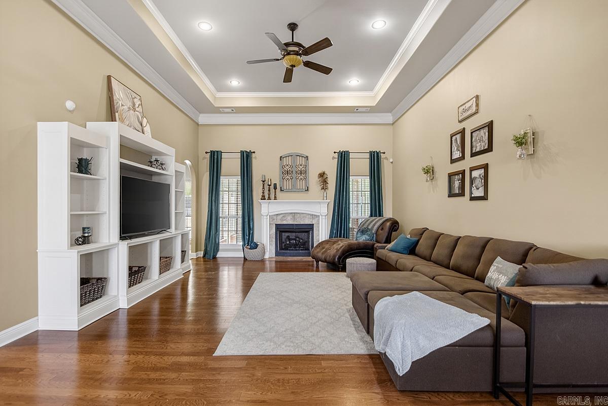 MILLERS CROSSING - Residential