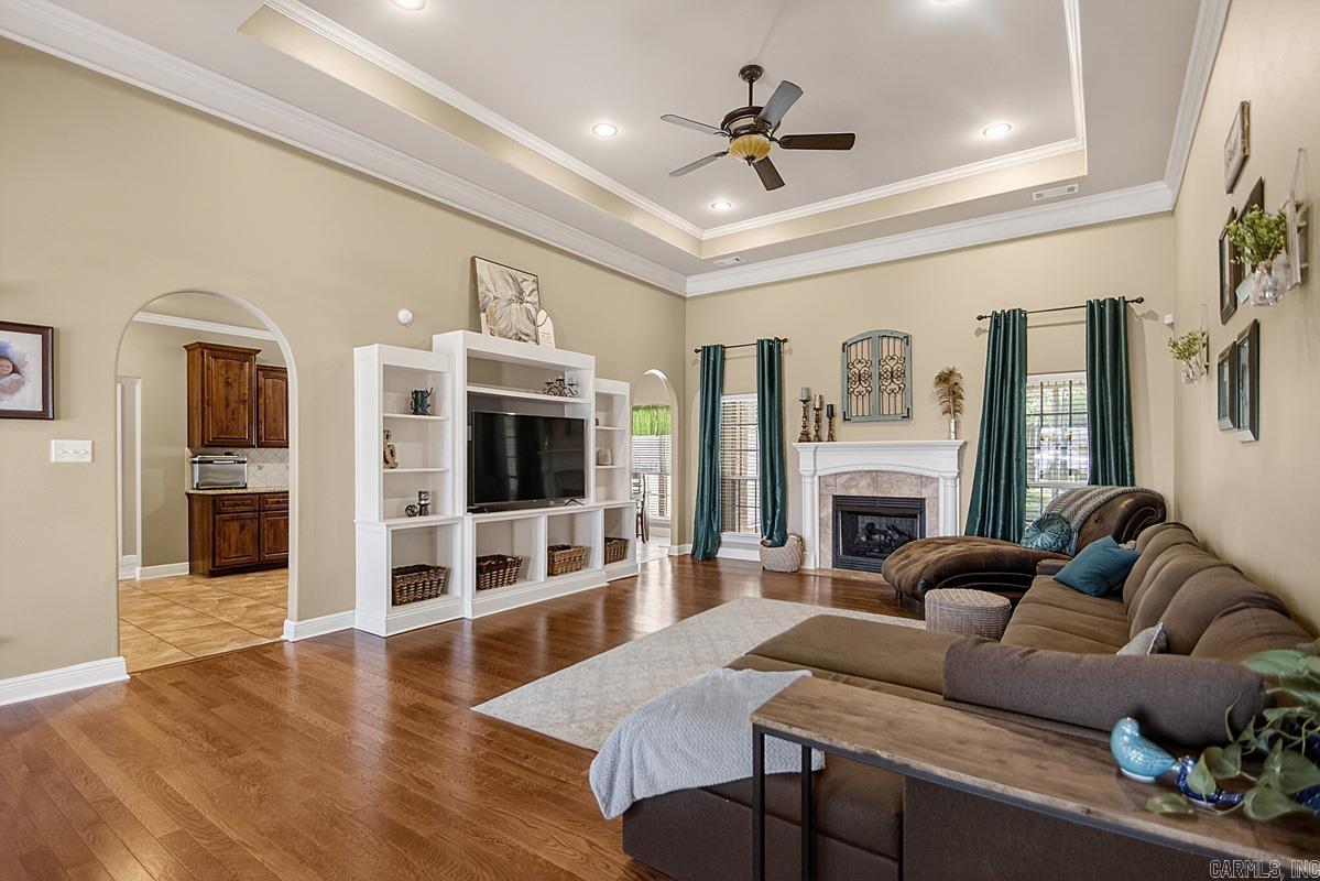 MILLERS CROSSING - Residential