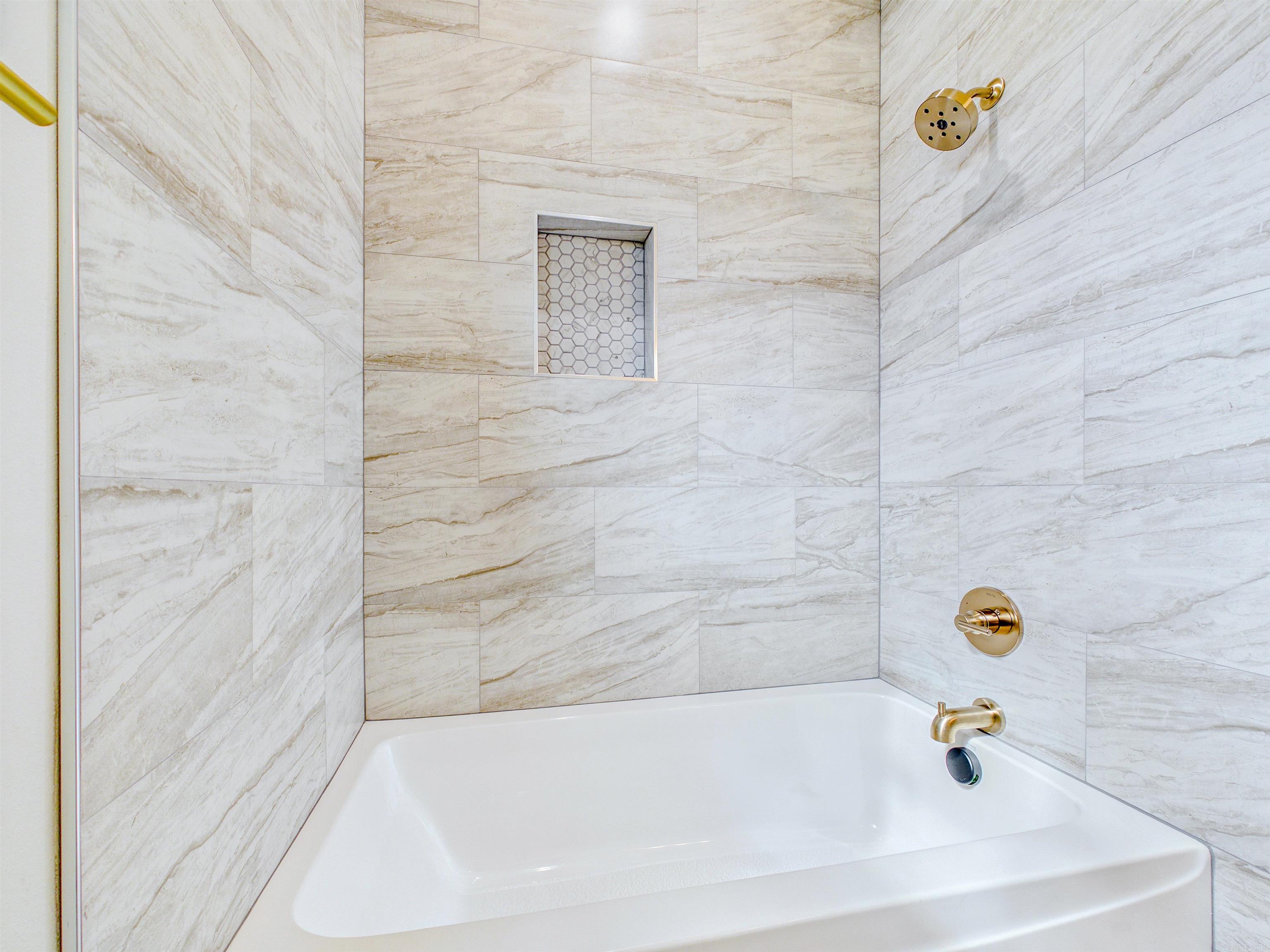 RIDGE VIEW - Residential