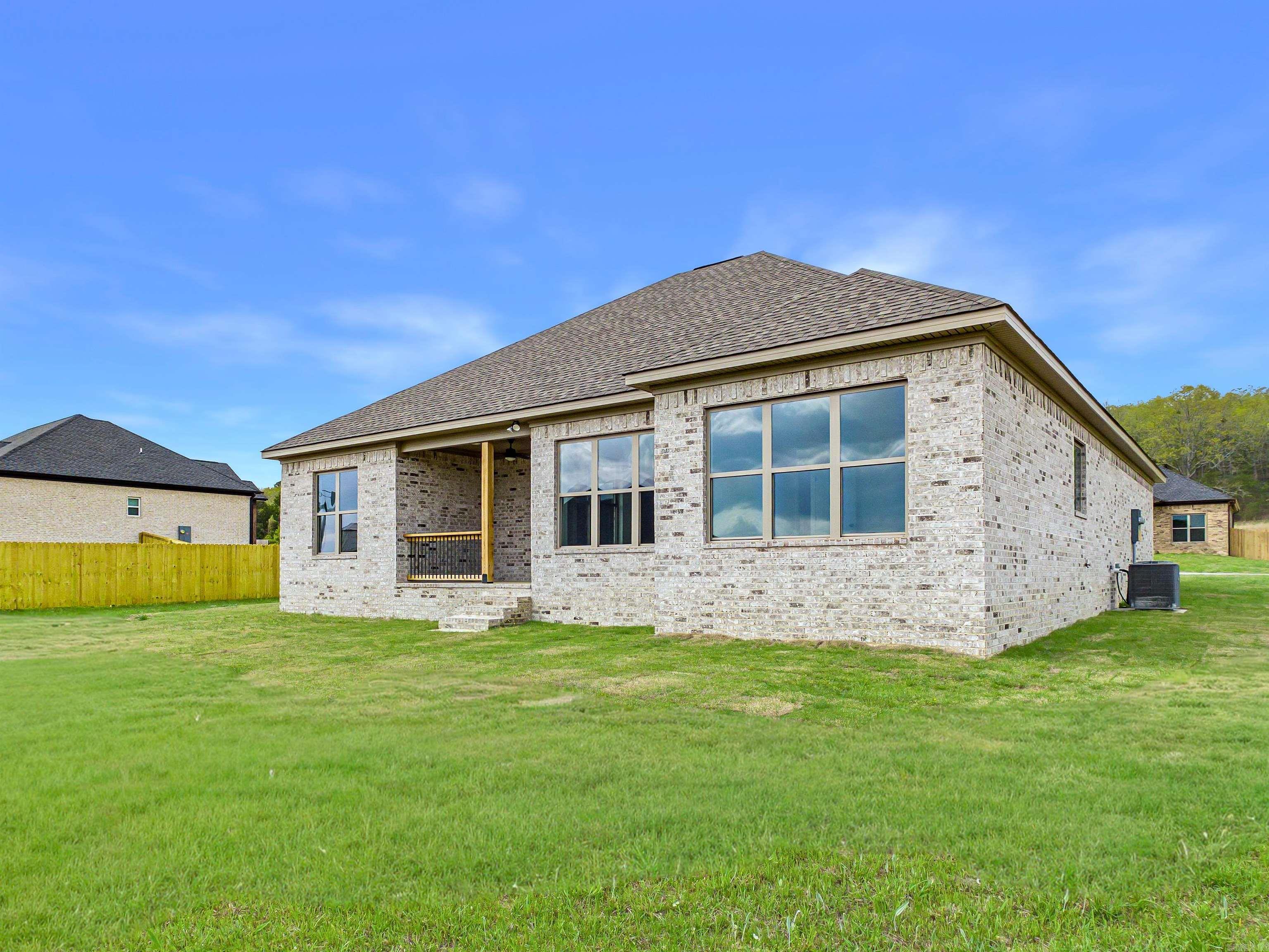 RIDGE VIEW - Residential