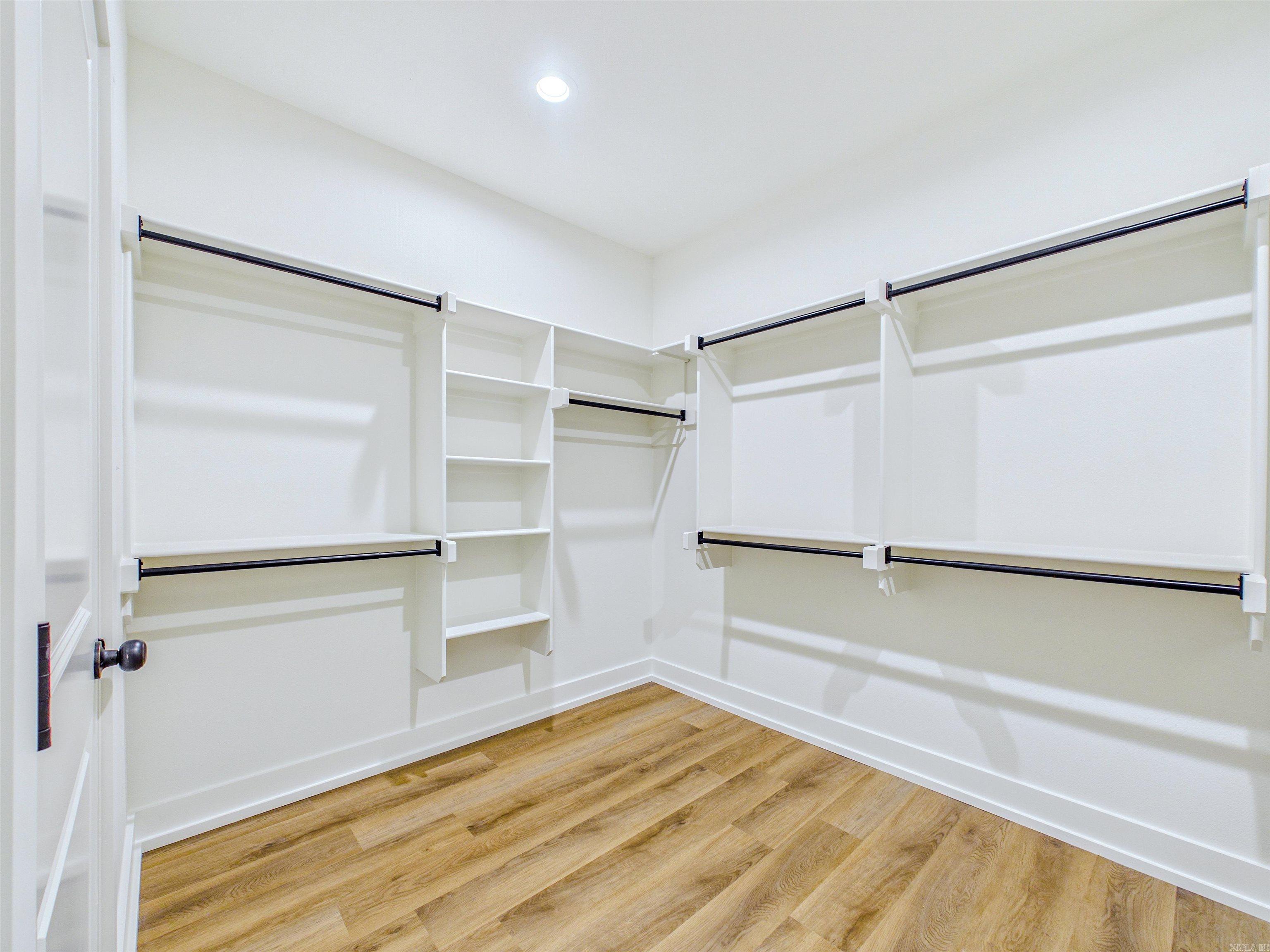 RIDGE VIEW - Residential