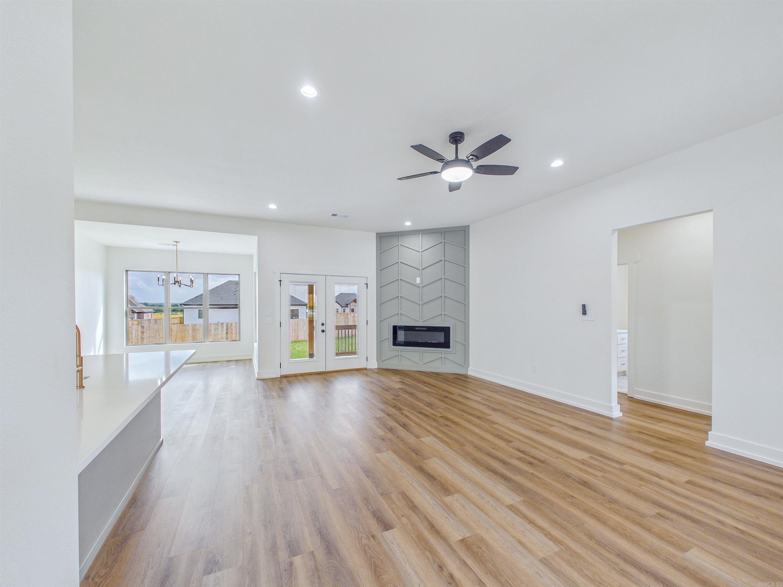 RIDGE VIEW - Residential