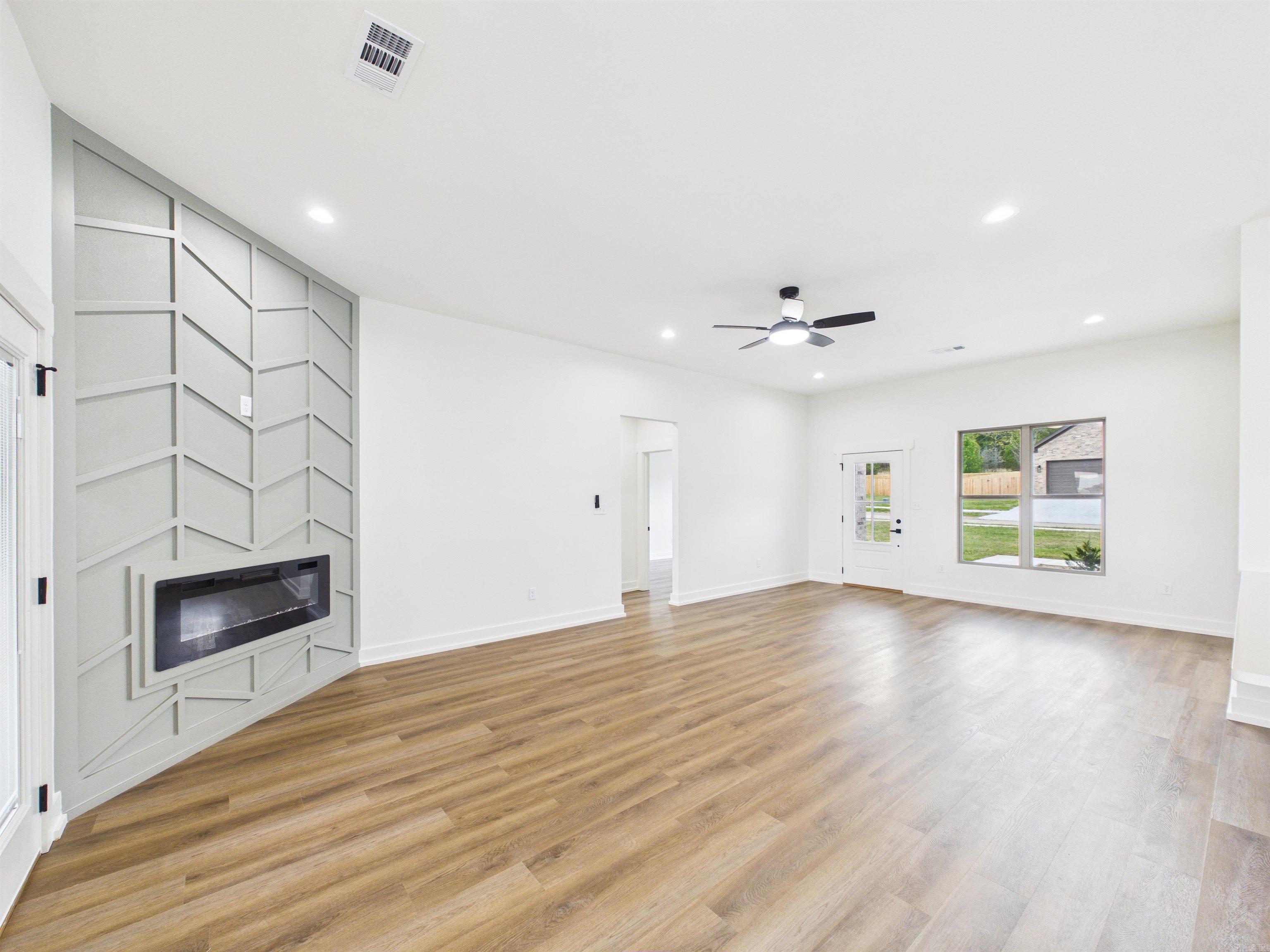 RIDGE VIEW - Residential