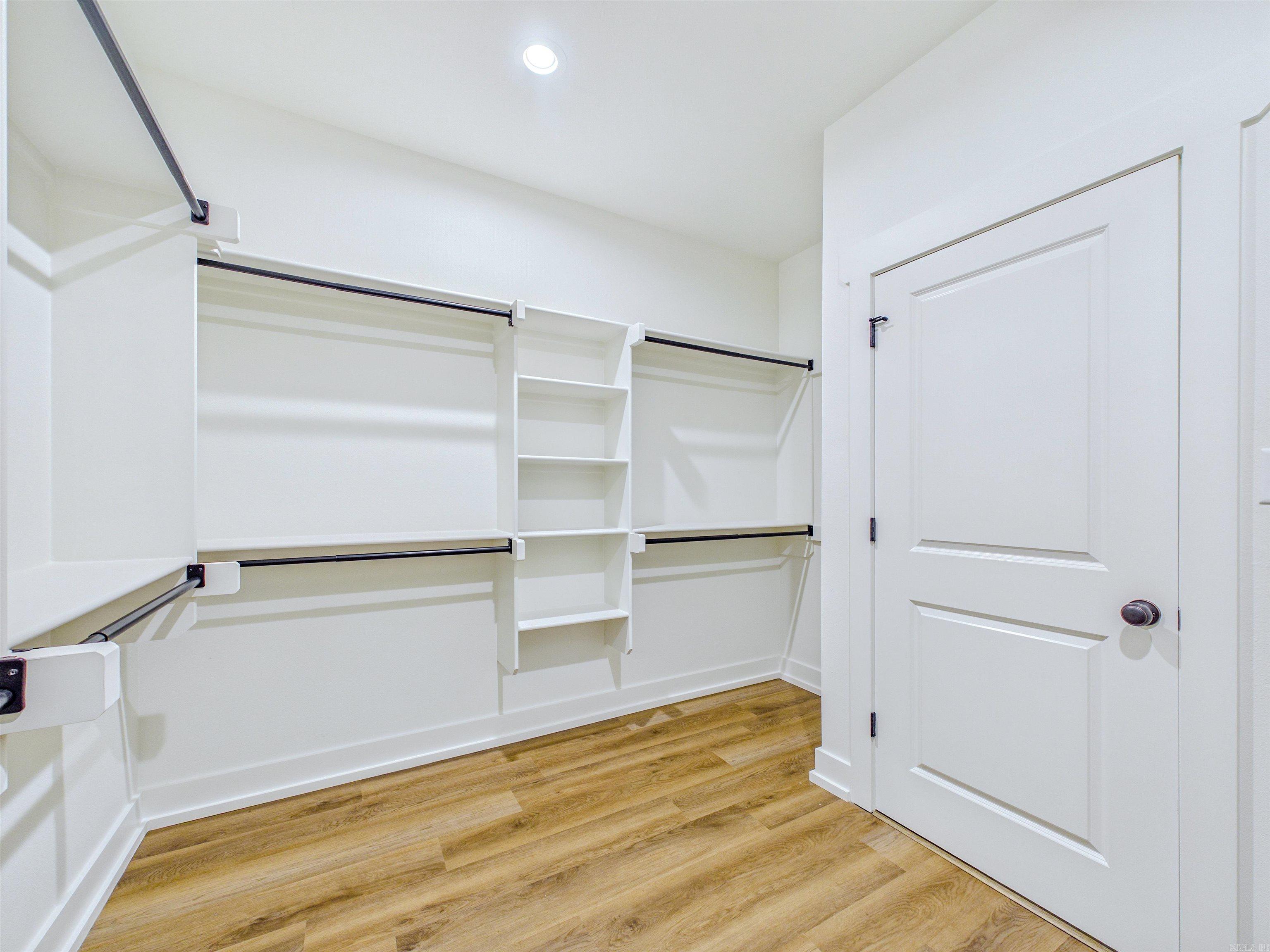 RIDGE VIEW - Residential