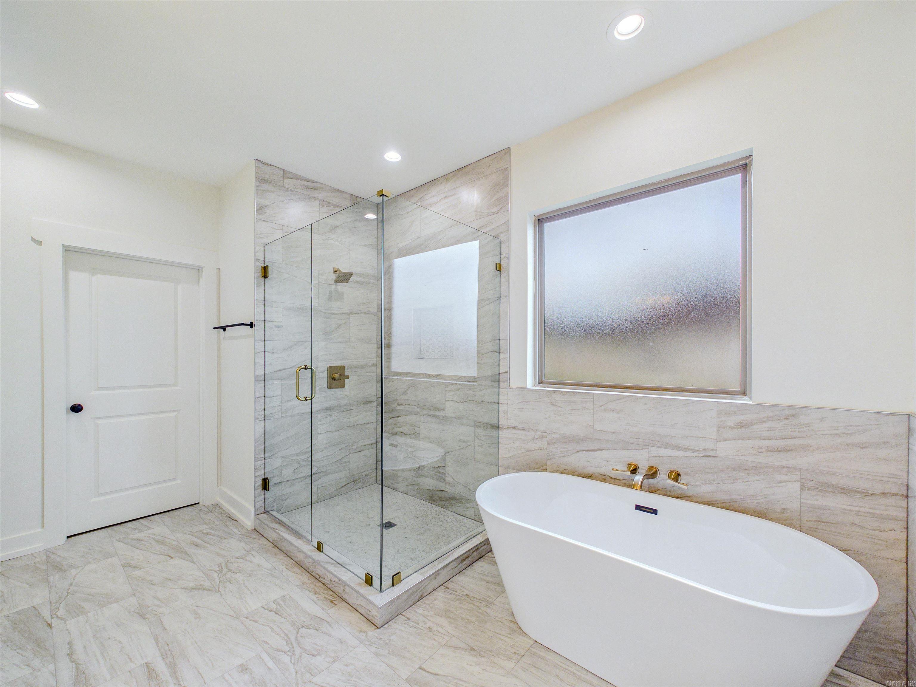 RIDGE VIEW - Residential