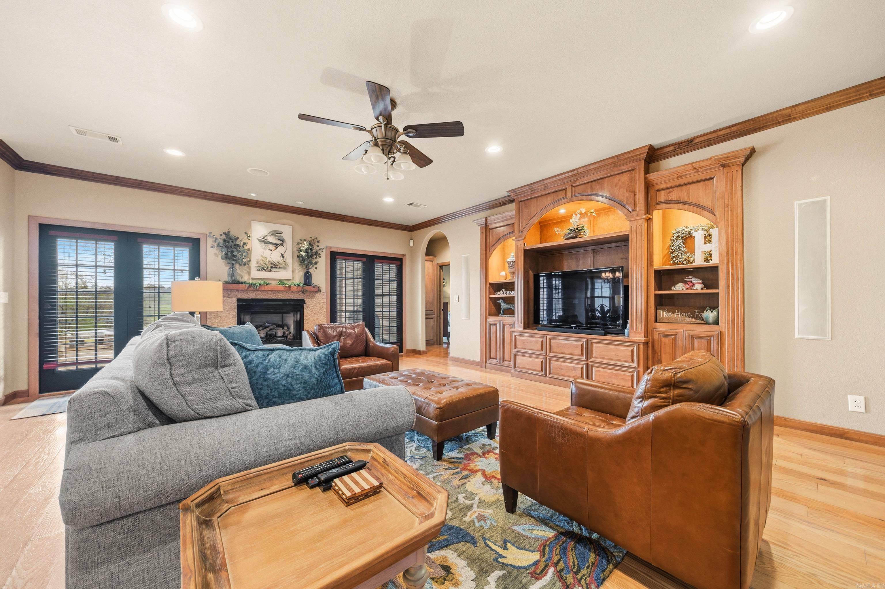 Hot Springs Outside - Residential