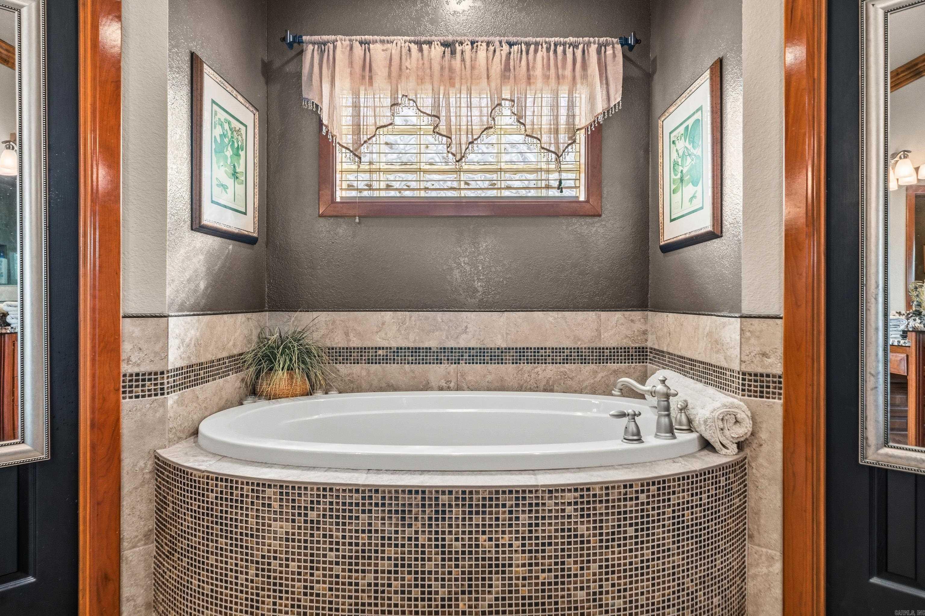 Hot Springs Outside - Residential