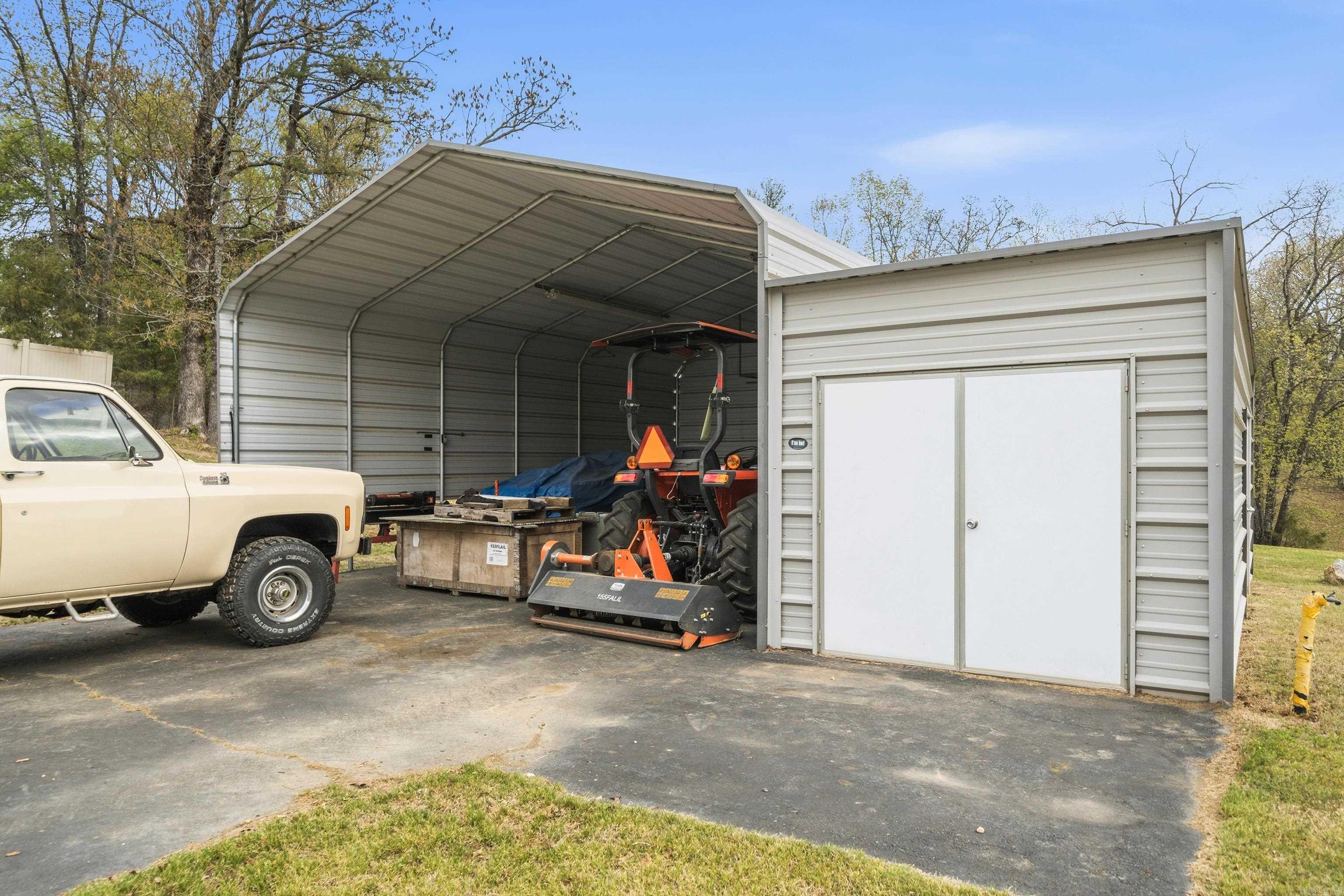 Hot Springs Outside - Residential