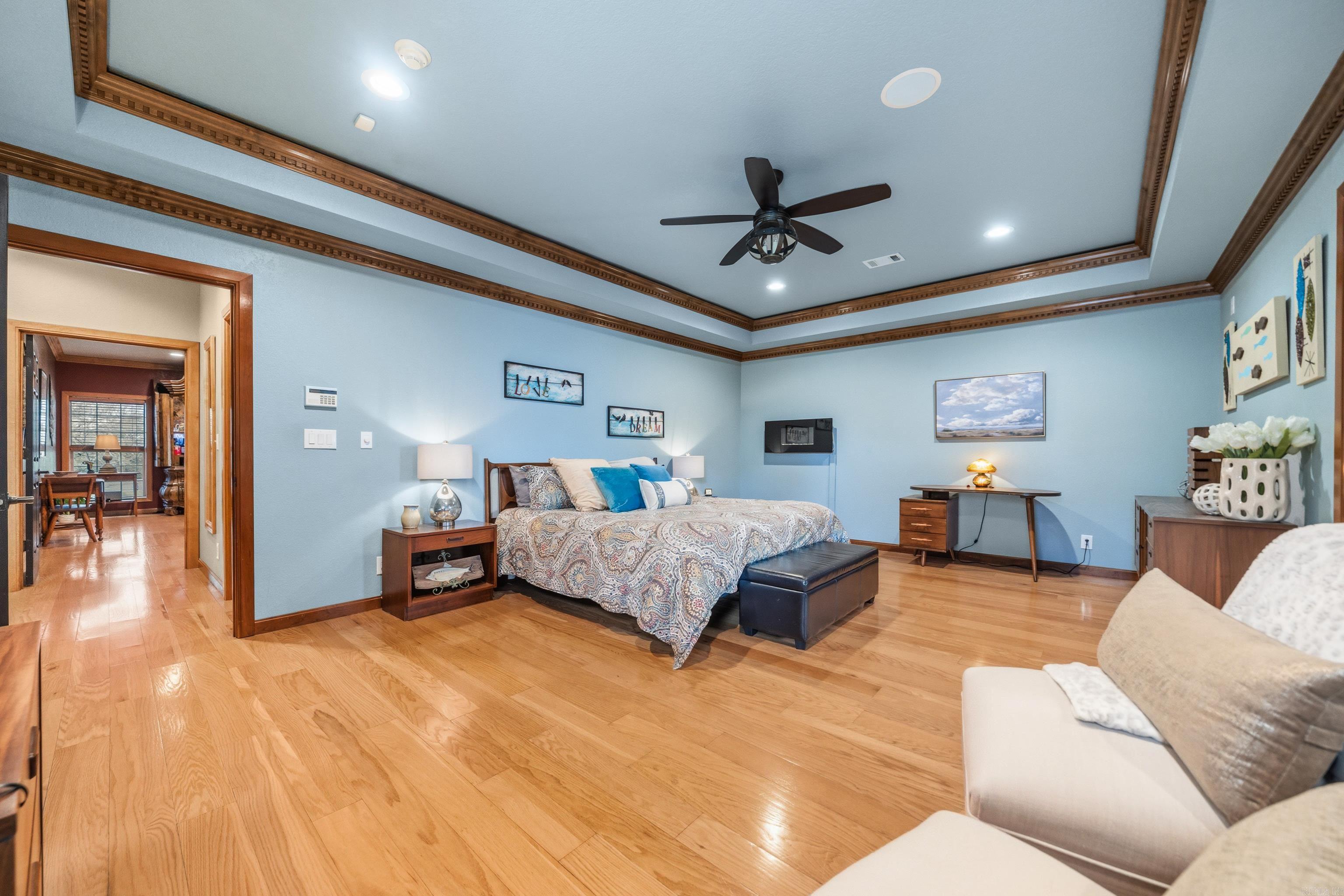 Hot Springs Outside - Residential