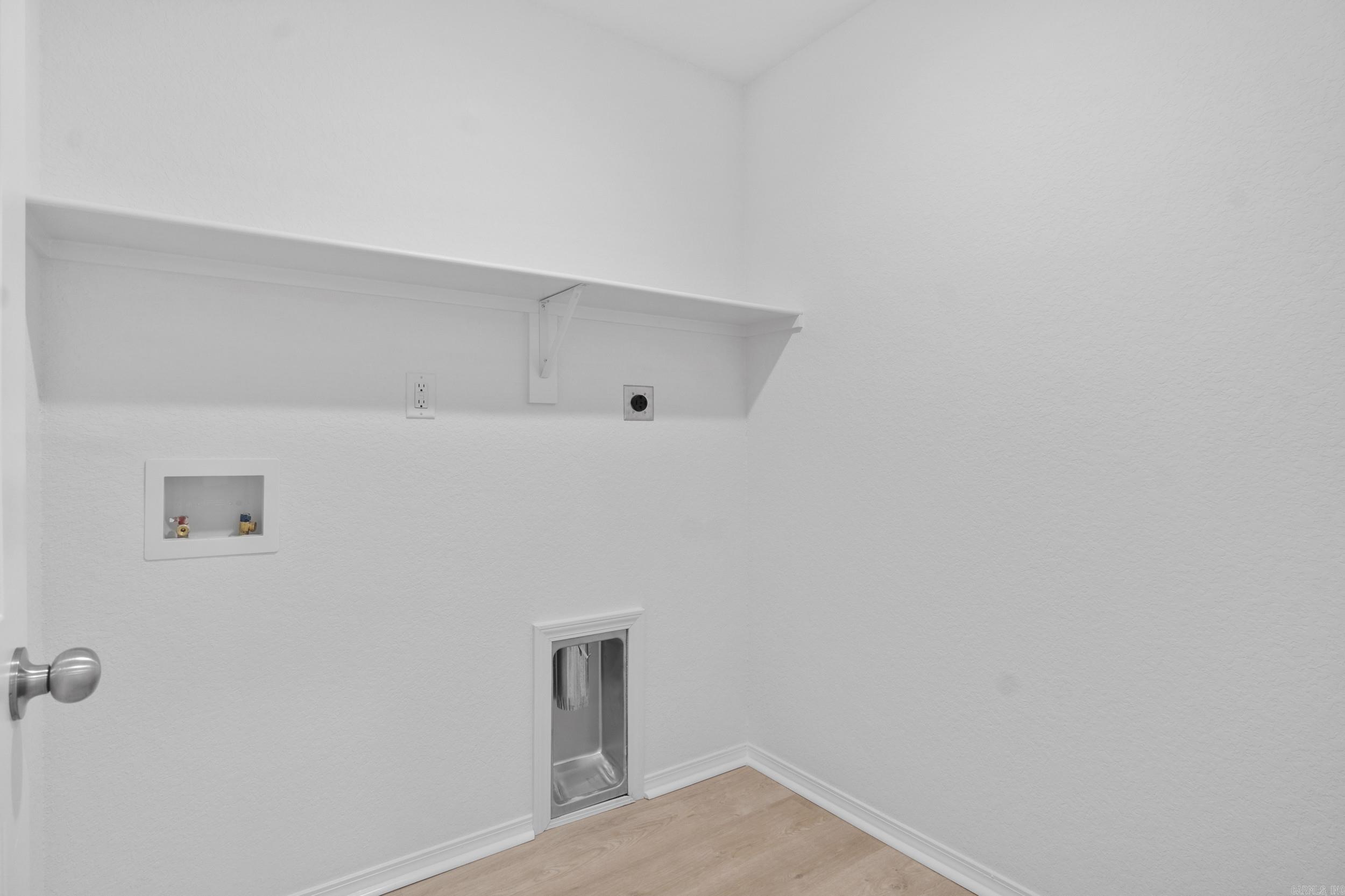 HILL FARM - Residential