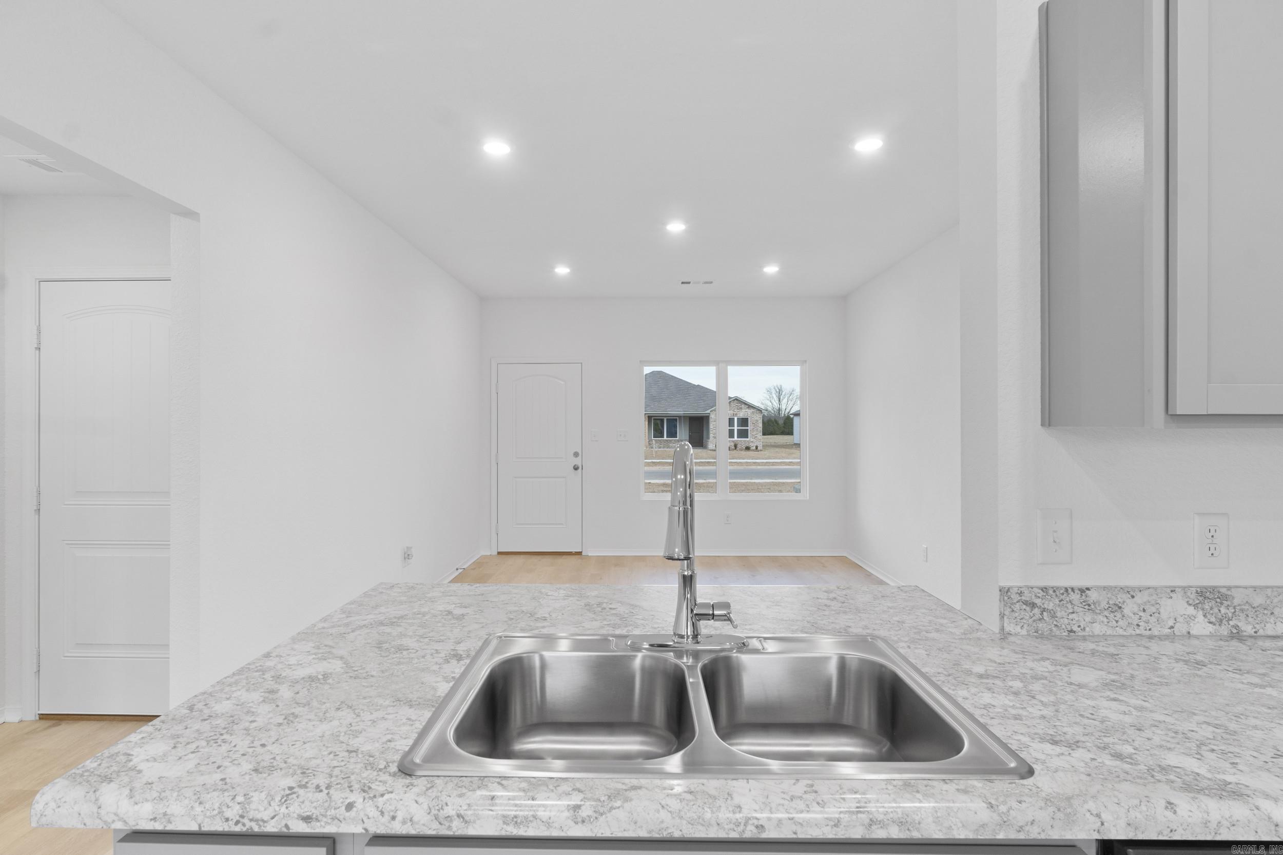 HILL FARM - Residential