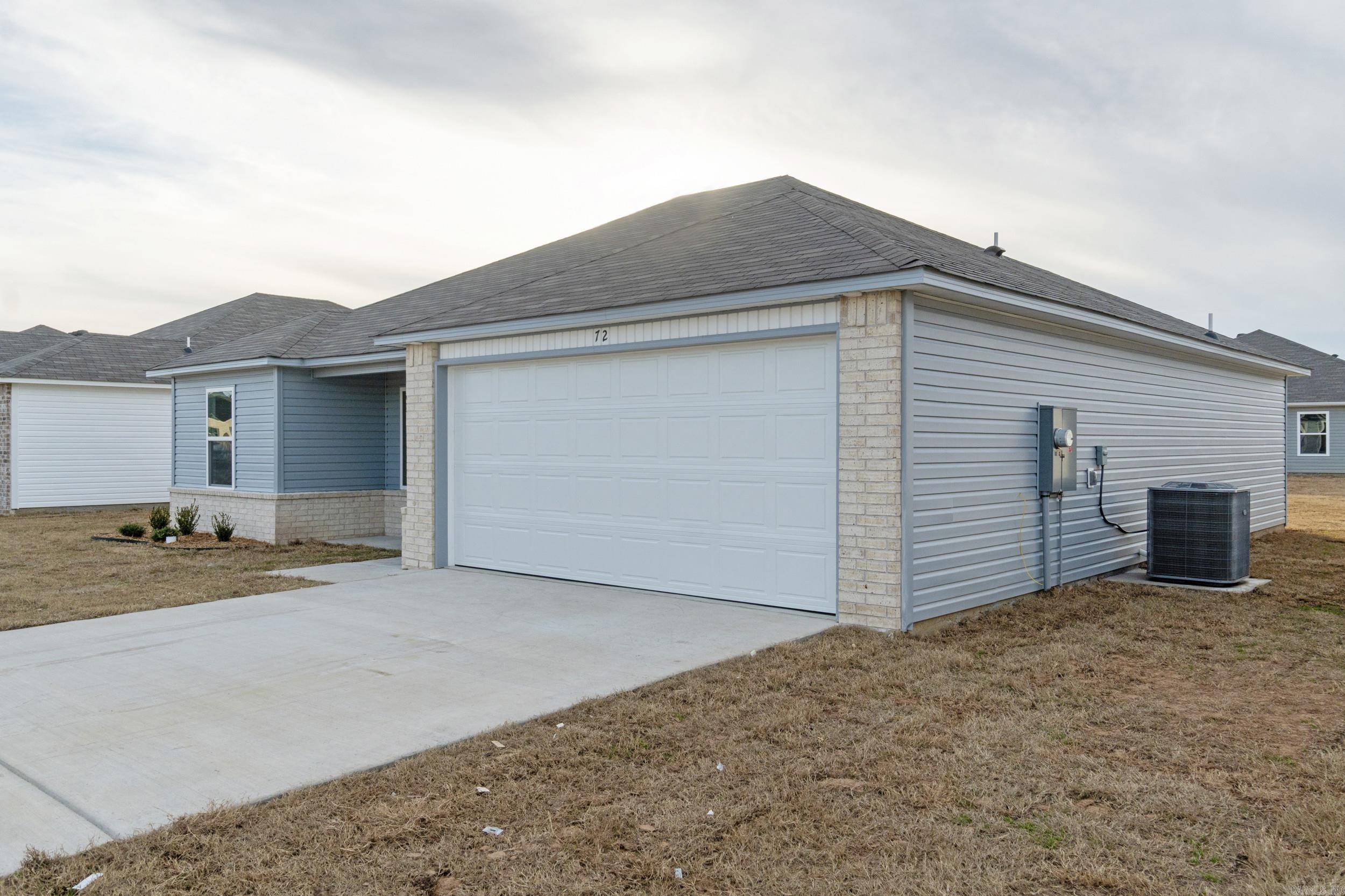 HILL FARM - Residential