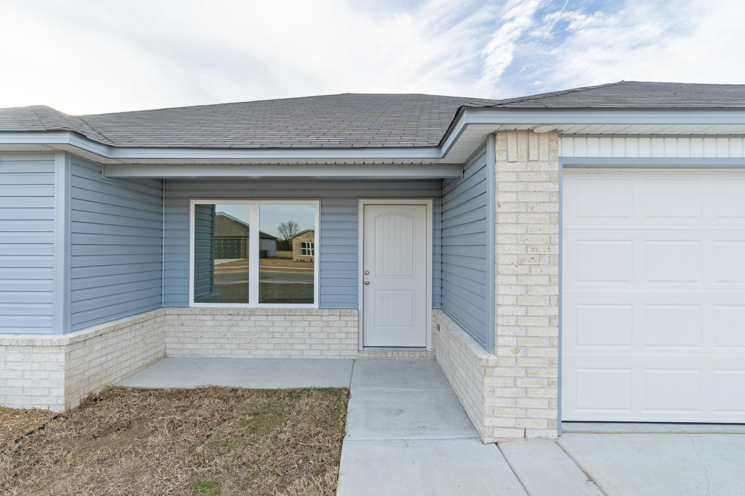 HILL FARM - Residential