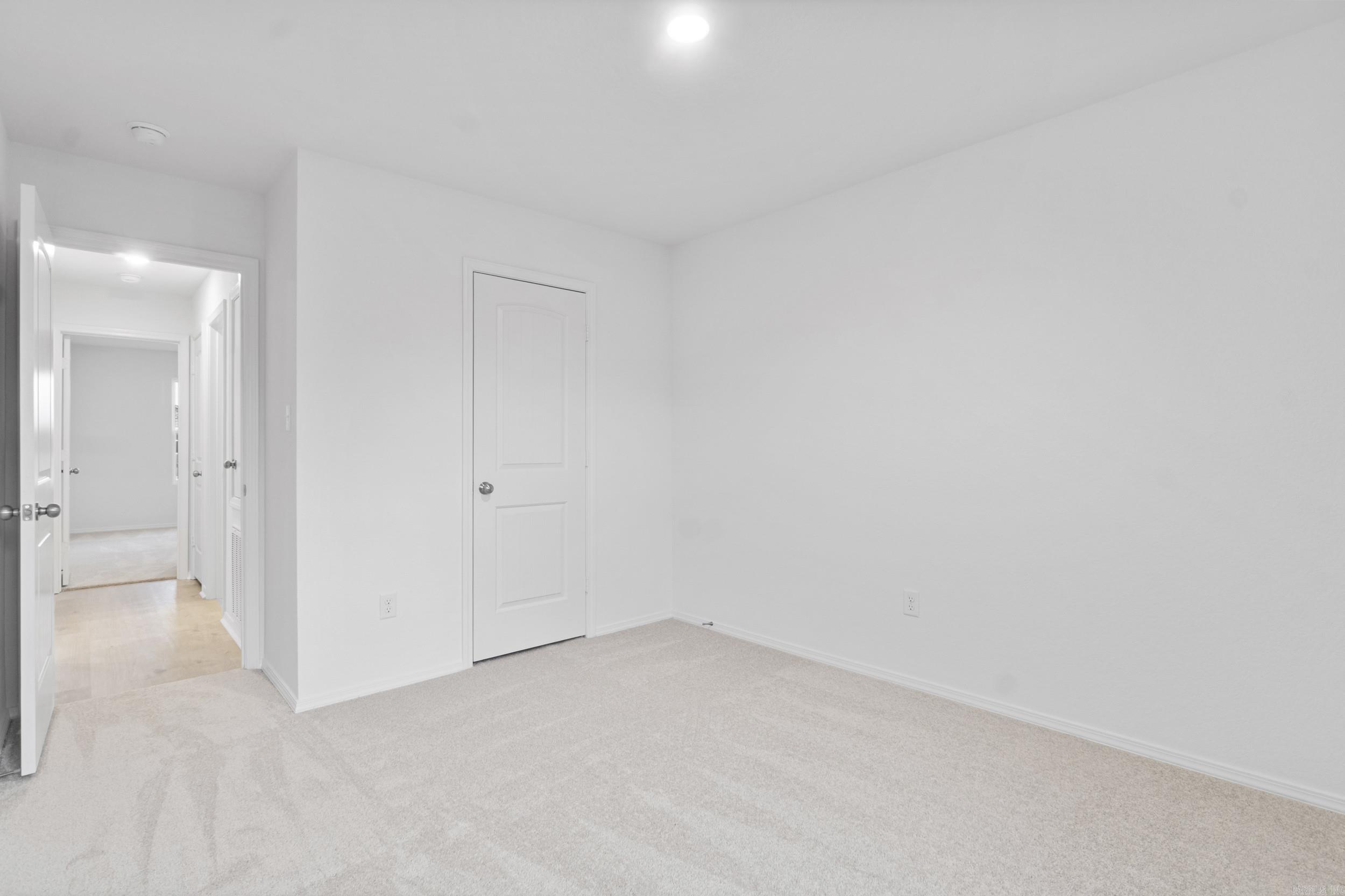 HILL FARM - Residential