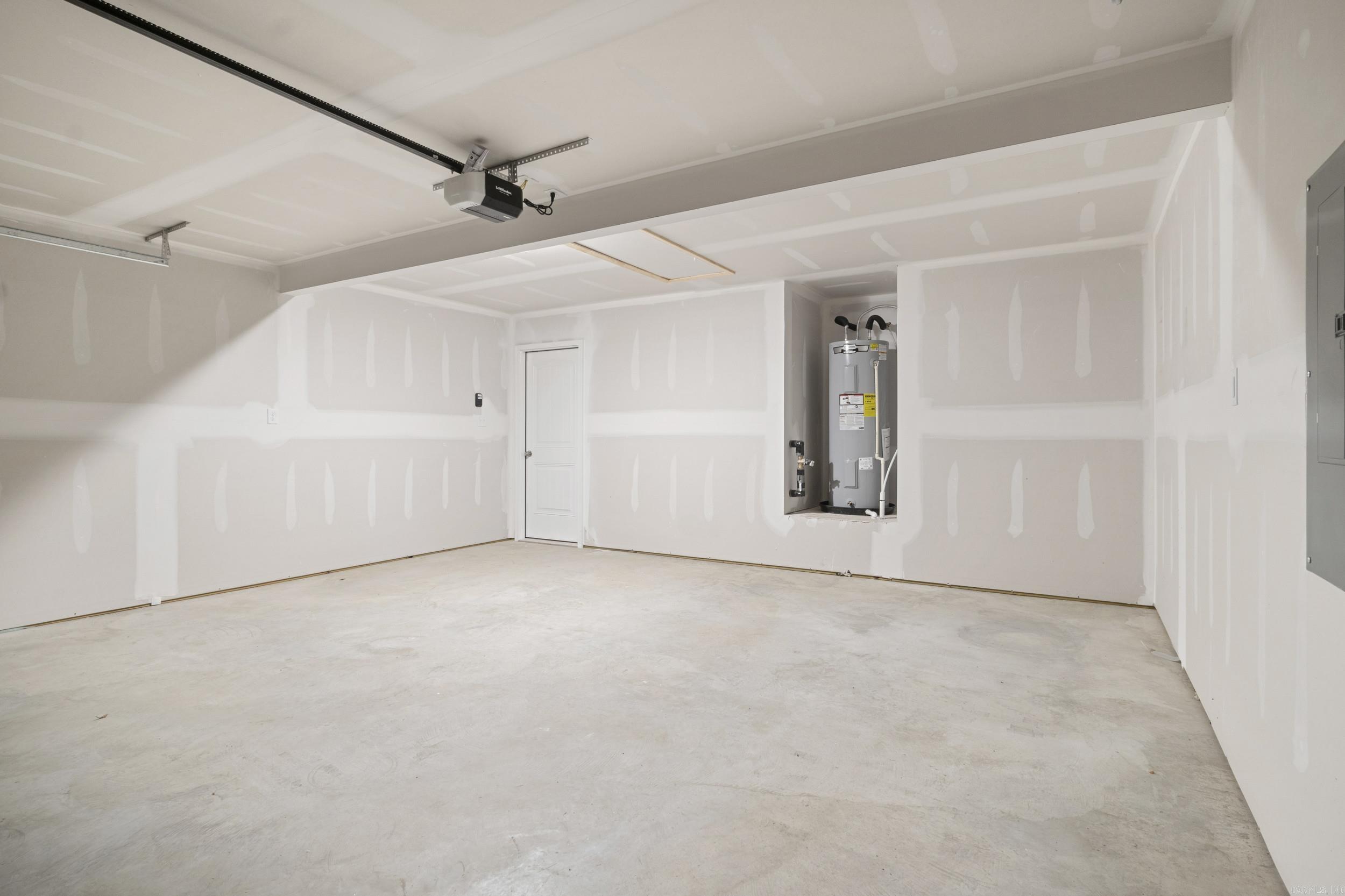 HILL FARM - Residential