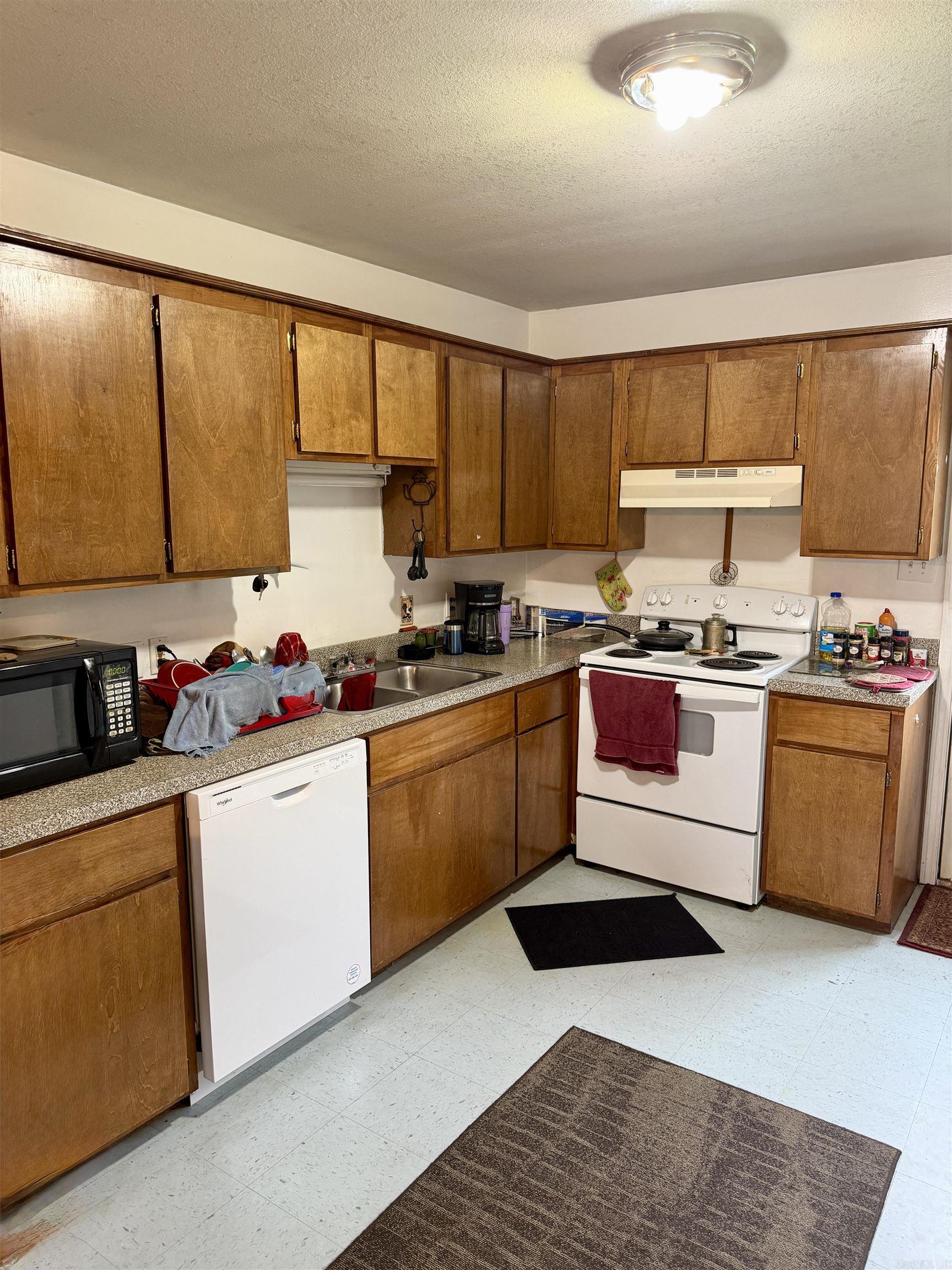 Metes & Bounds - Residential Income