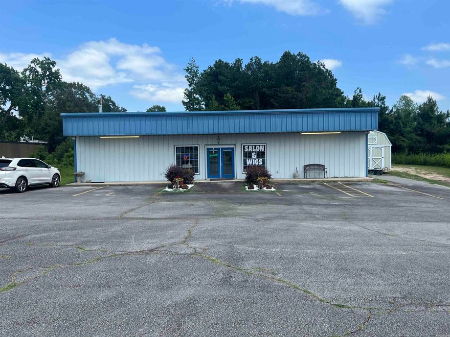 Well established hair salon in high traffic location with high visibility that could easily be converted in  any business you desire. The possibilities are endless with this building and frontage.