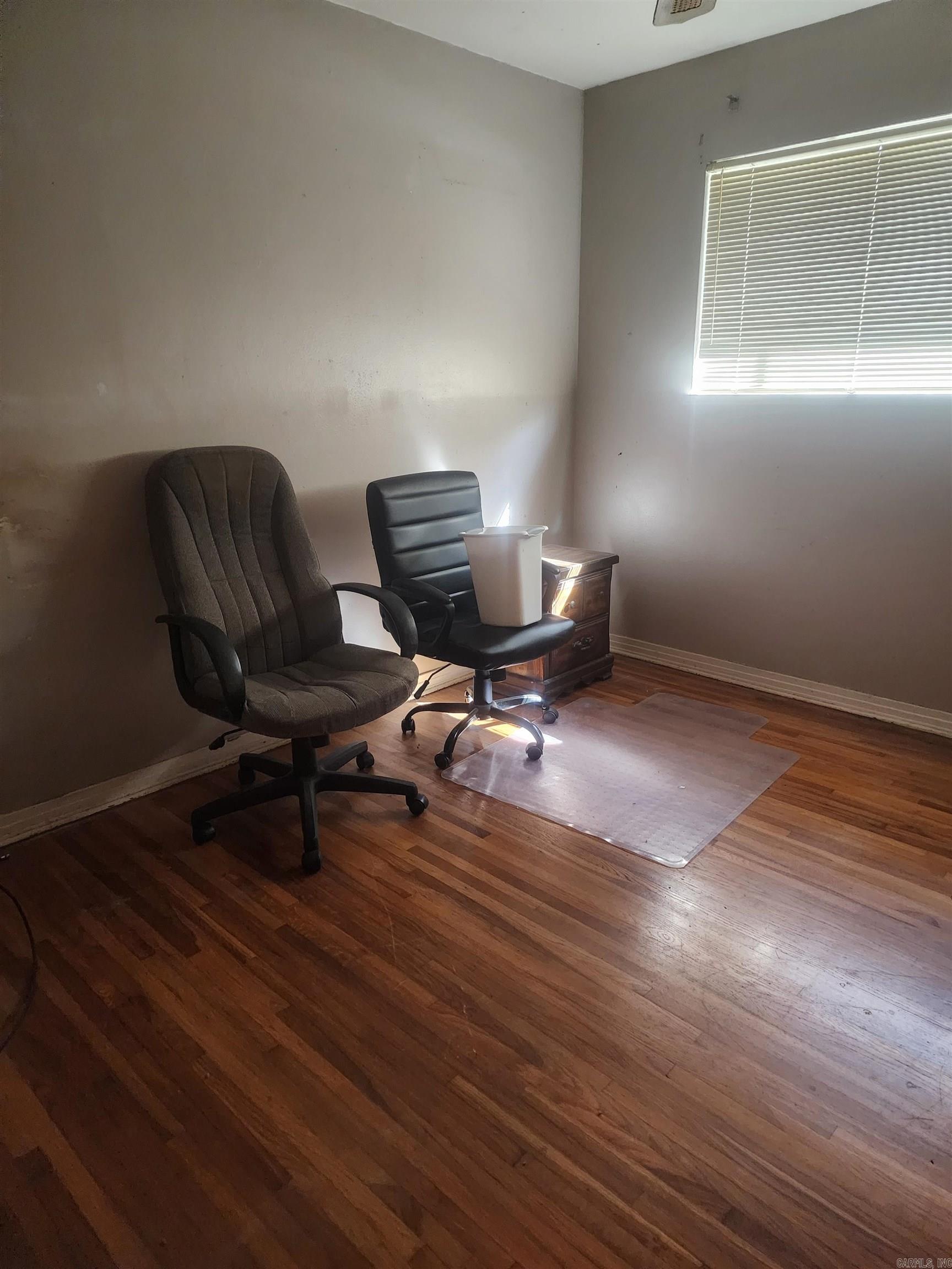 SHADY BROOK - Residential