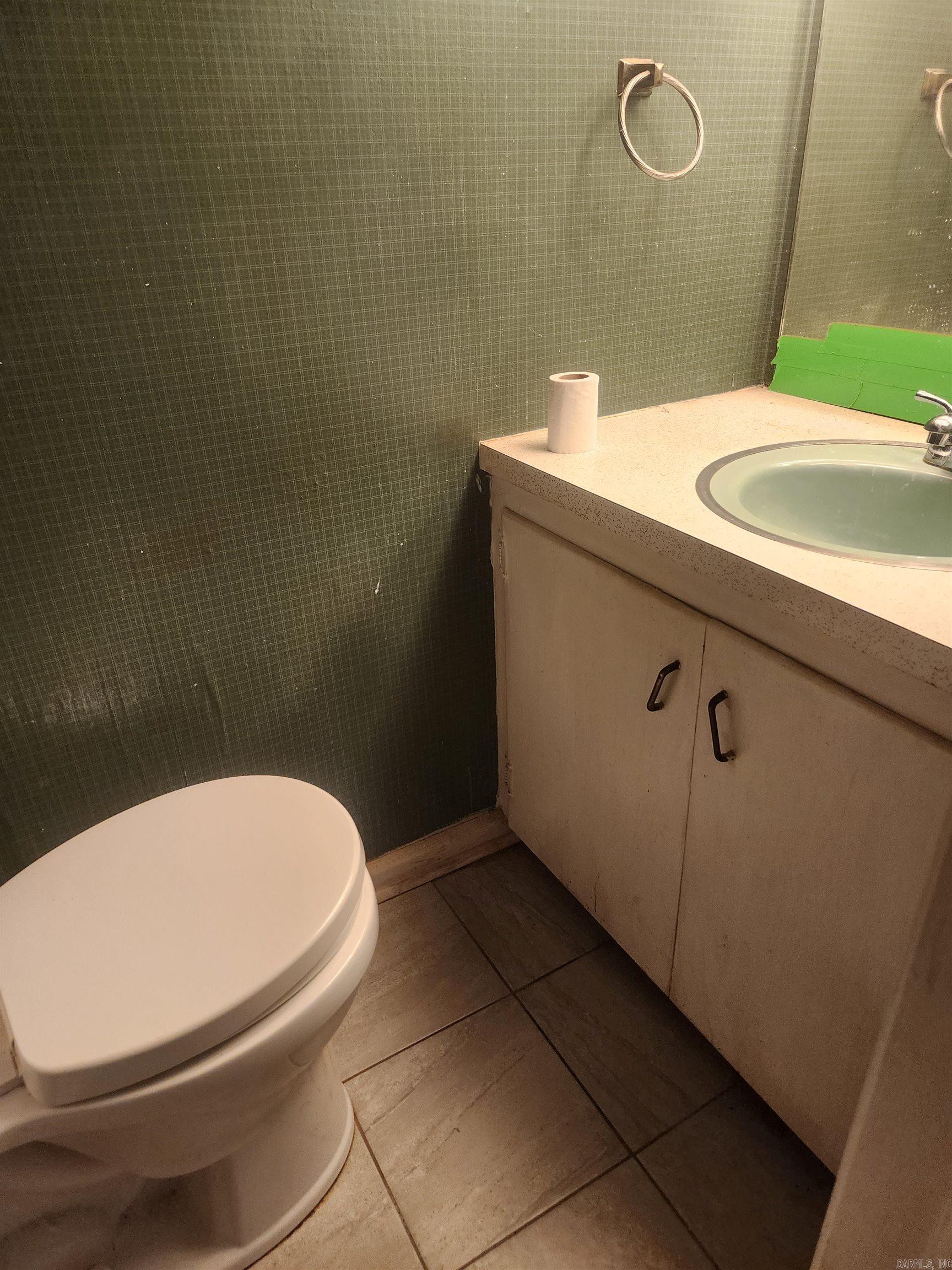 SHADY BROOK - Residential