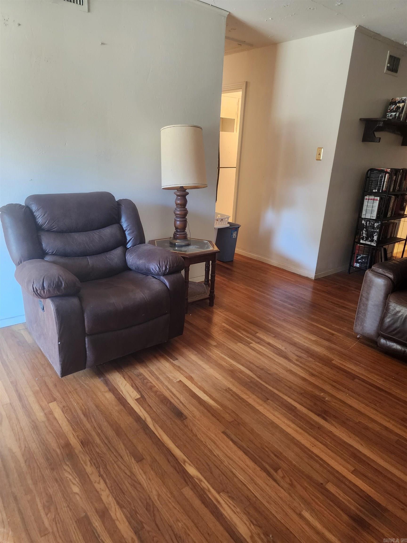 SHADY BROOK - Residential