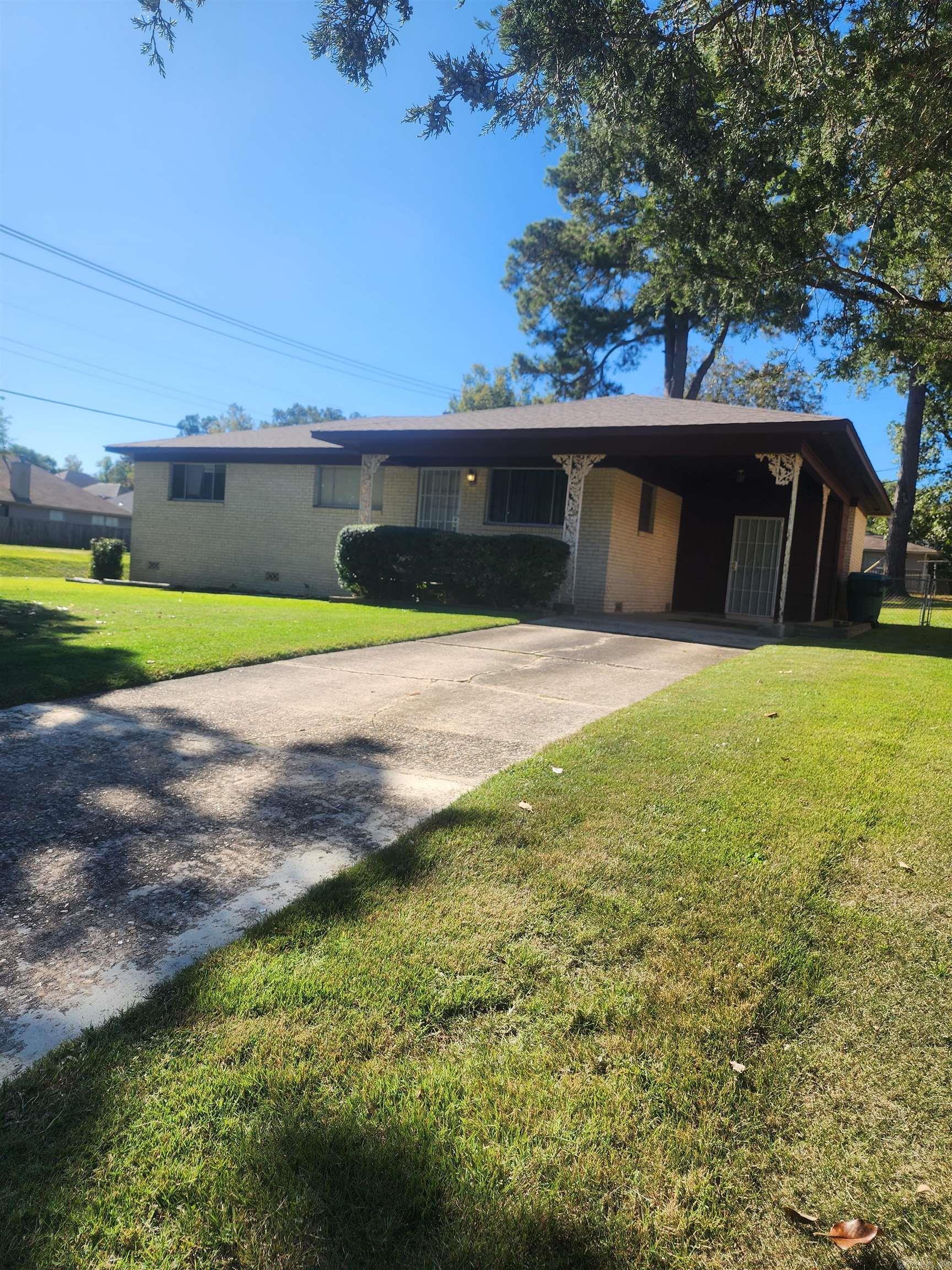 SHADY BROOK - Residential