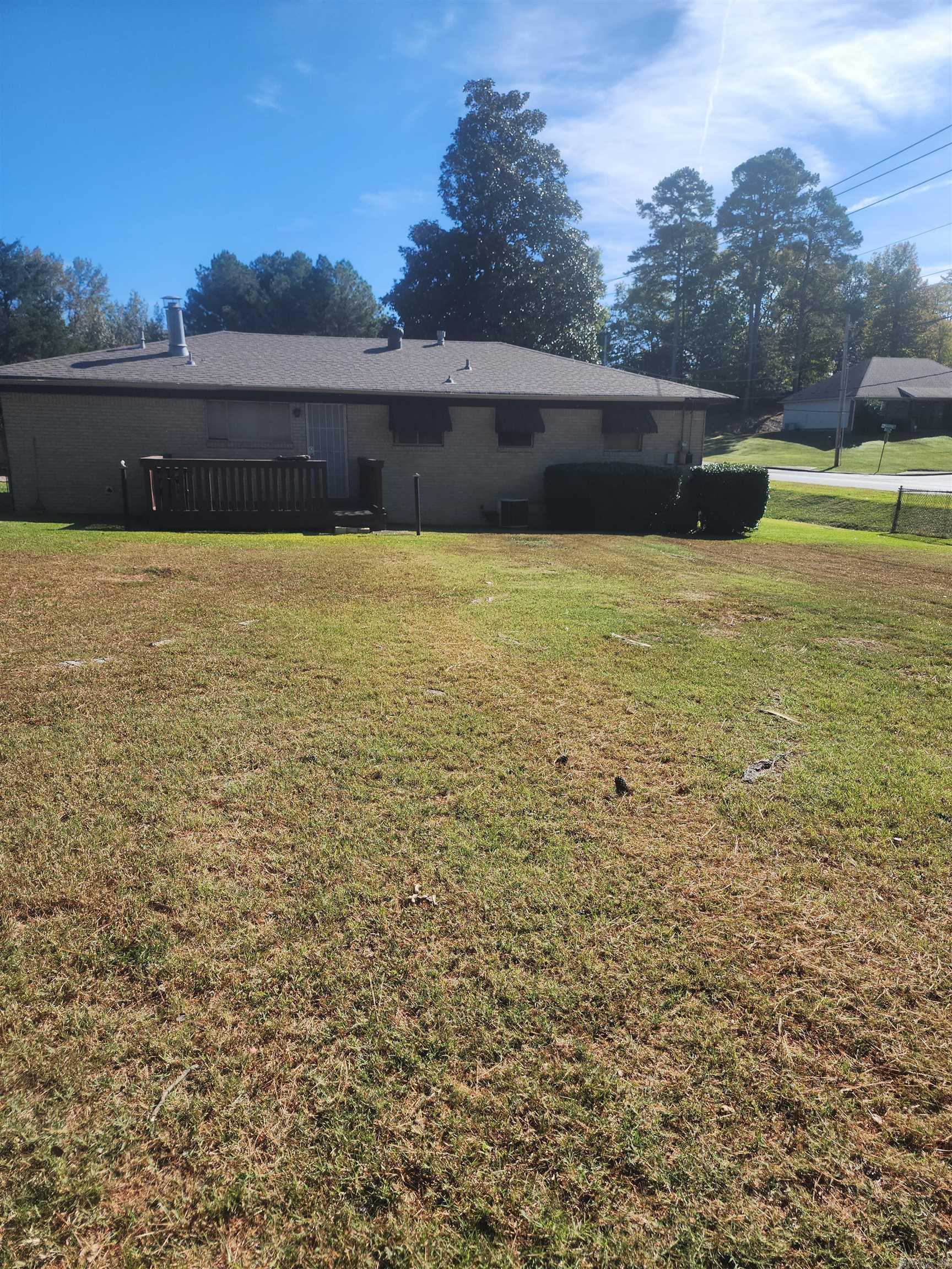 SHADY BROOK - Residential