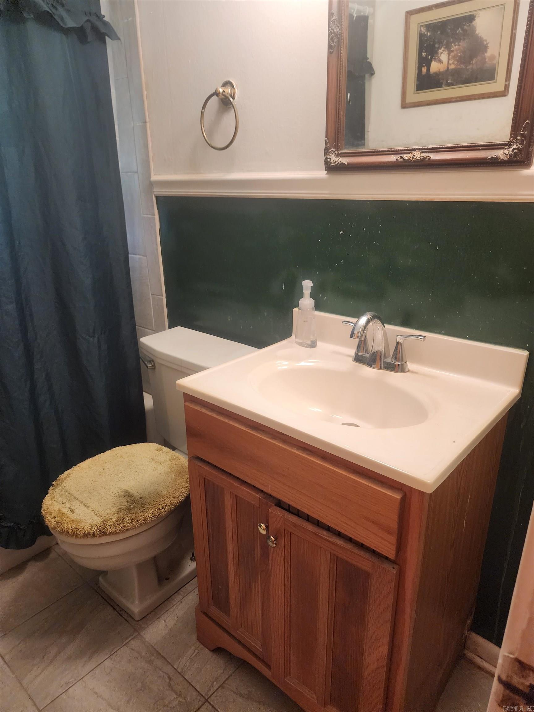 SHADY BROOK - Residential