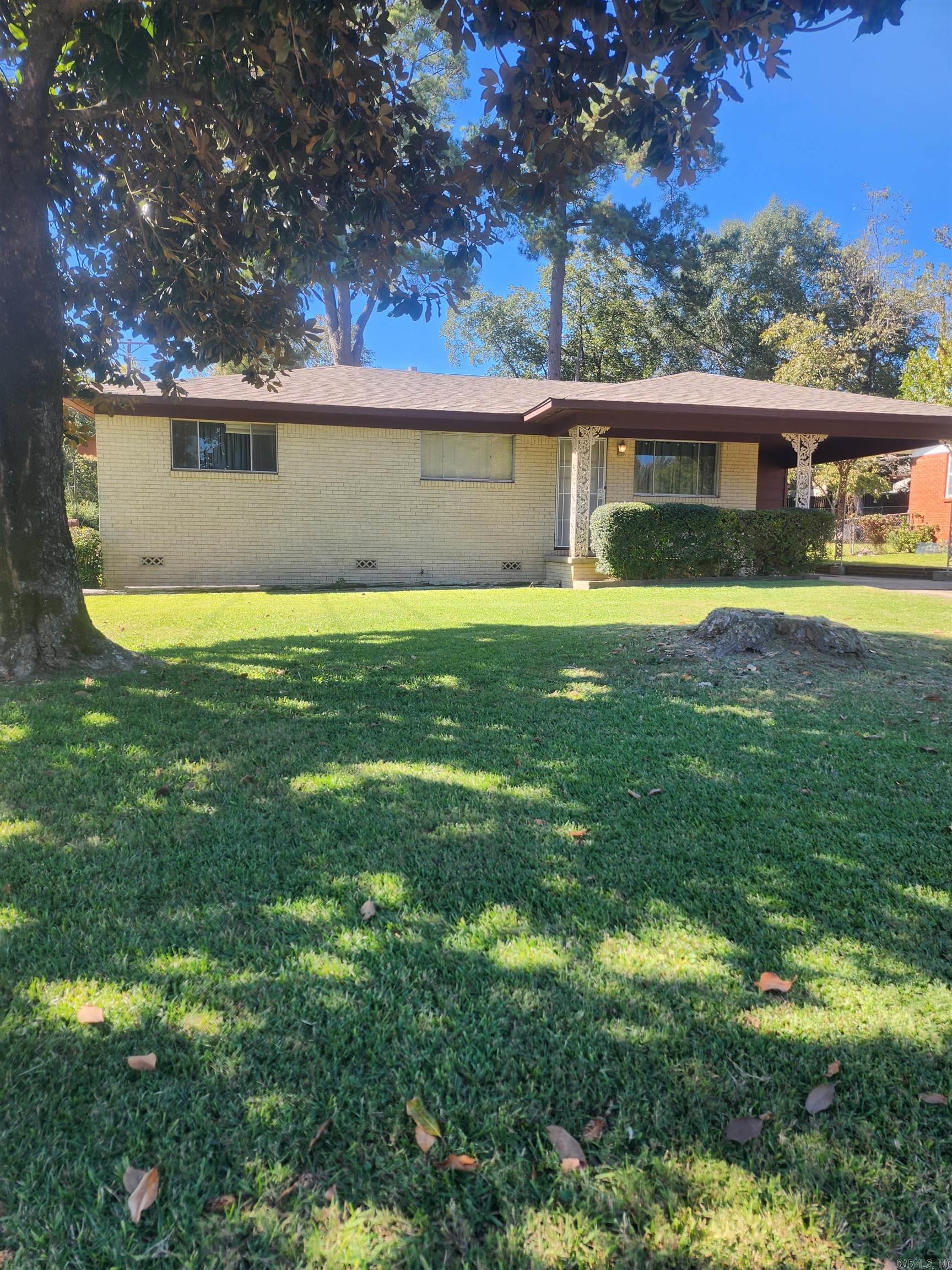 SHADY BROOK - Residential