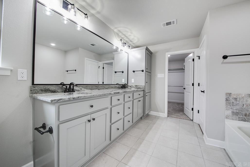 Autumbrook - Residential Lease